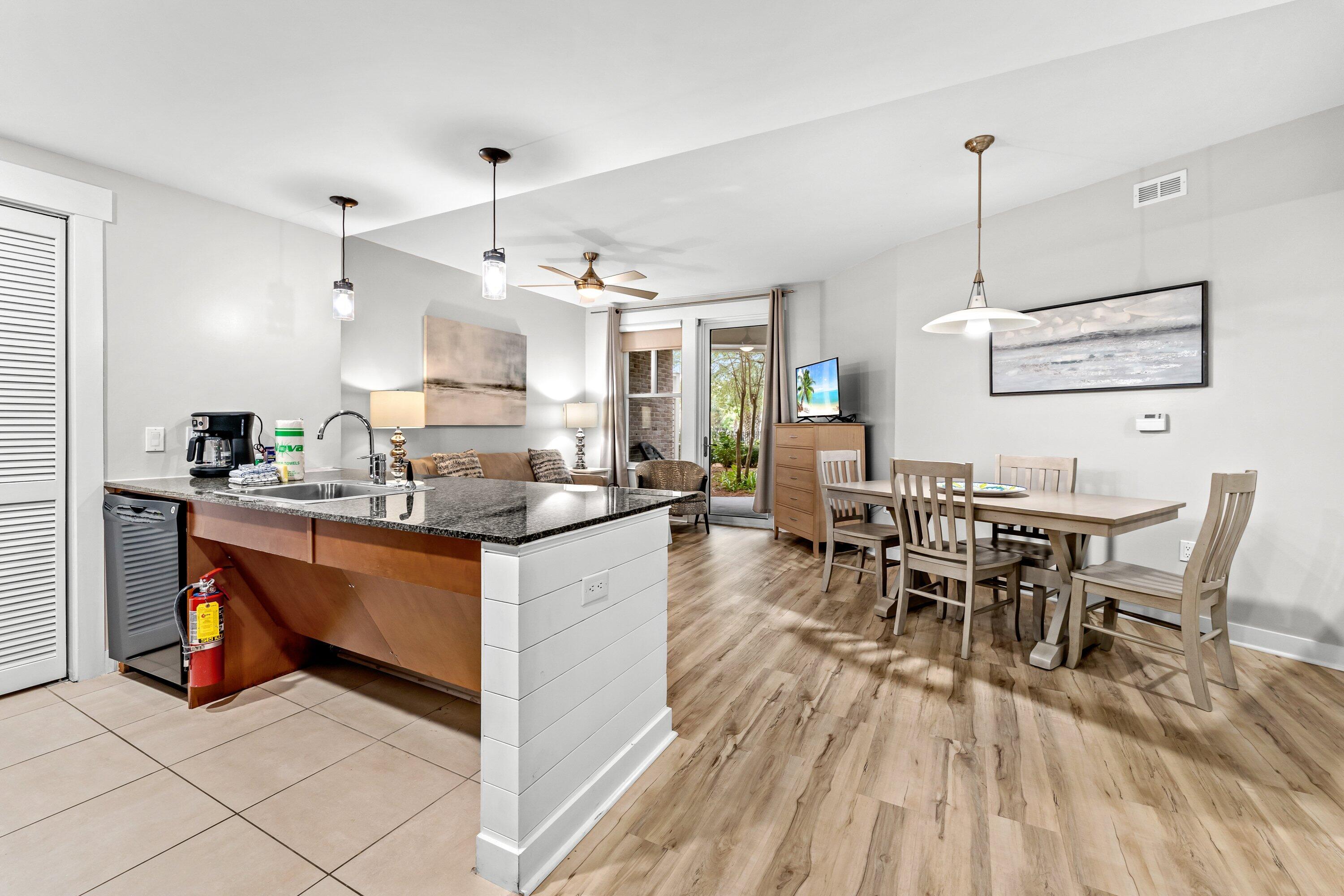 BAHIA CONDO - Residential