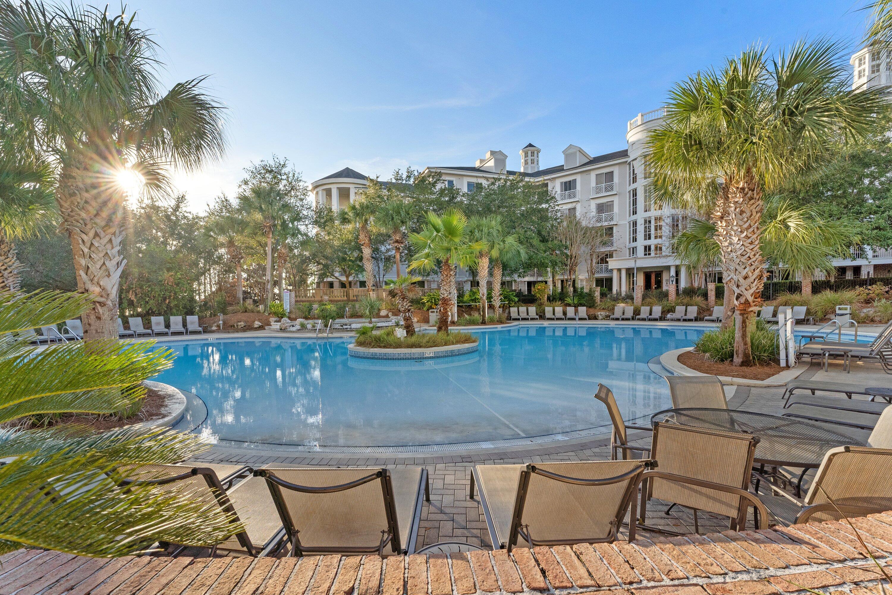 BAHIA CONDO - Residential