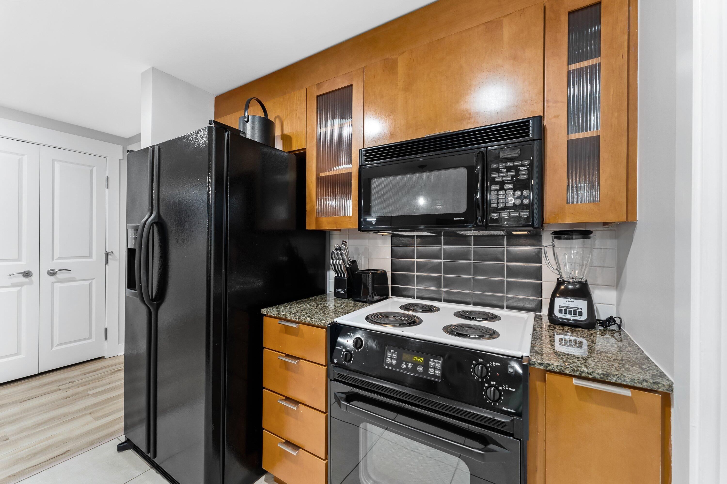 BAHIA CONDO - Residential