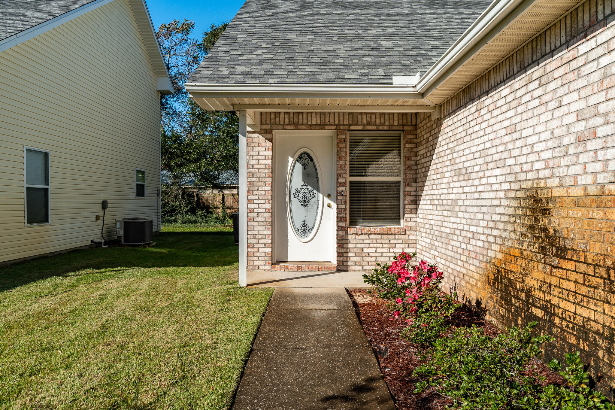 SANTA ROSA OAKS CONDOMINIUM - Residential