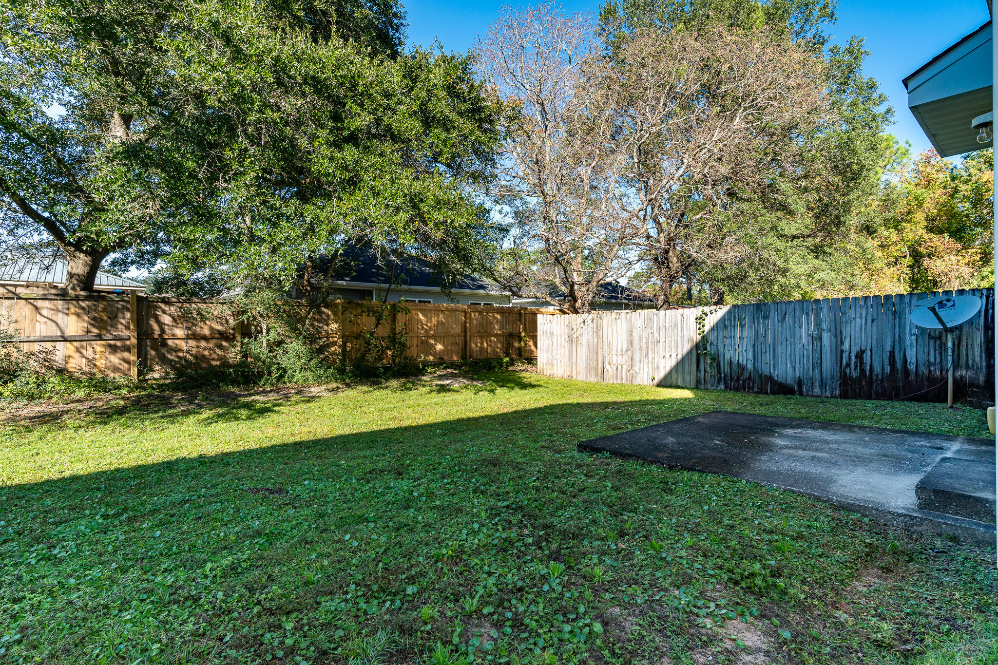 SANTA ROSA OAKS CONDOMINIUM - Residential