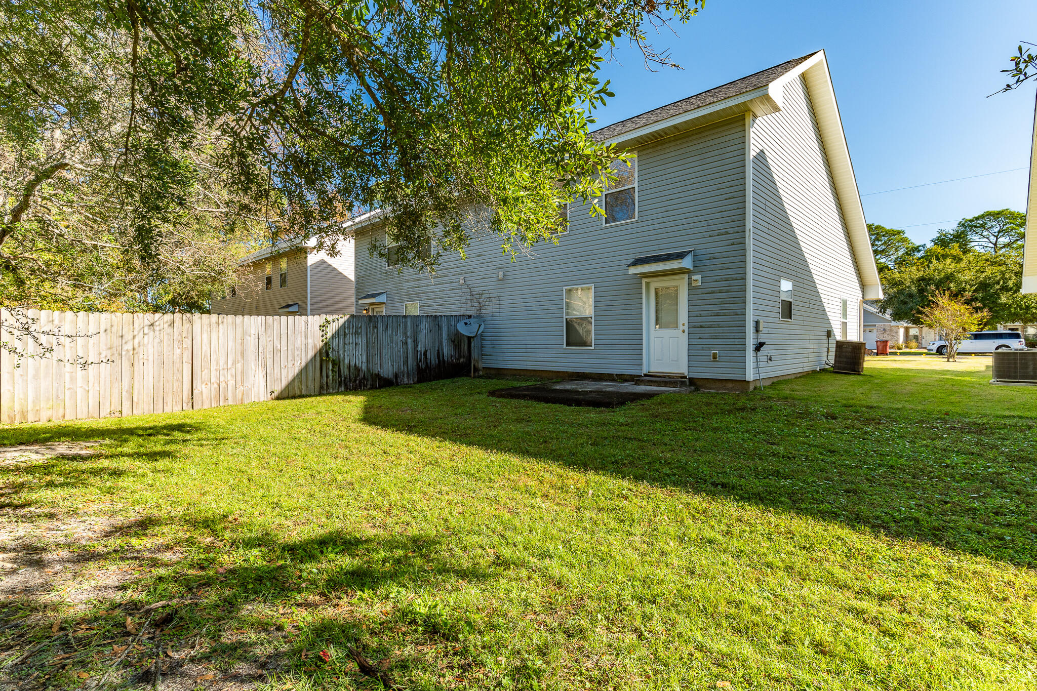 SANTA ROSA OAKS CONDOMINIUM - Residential