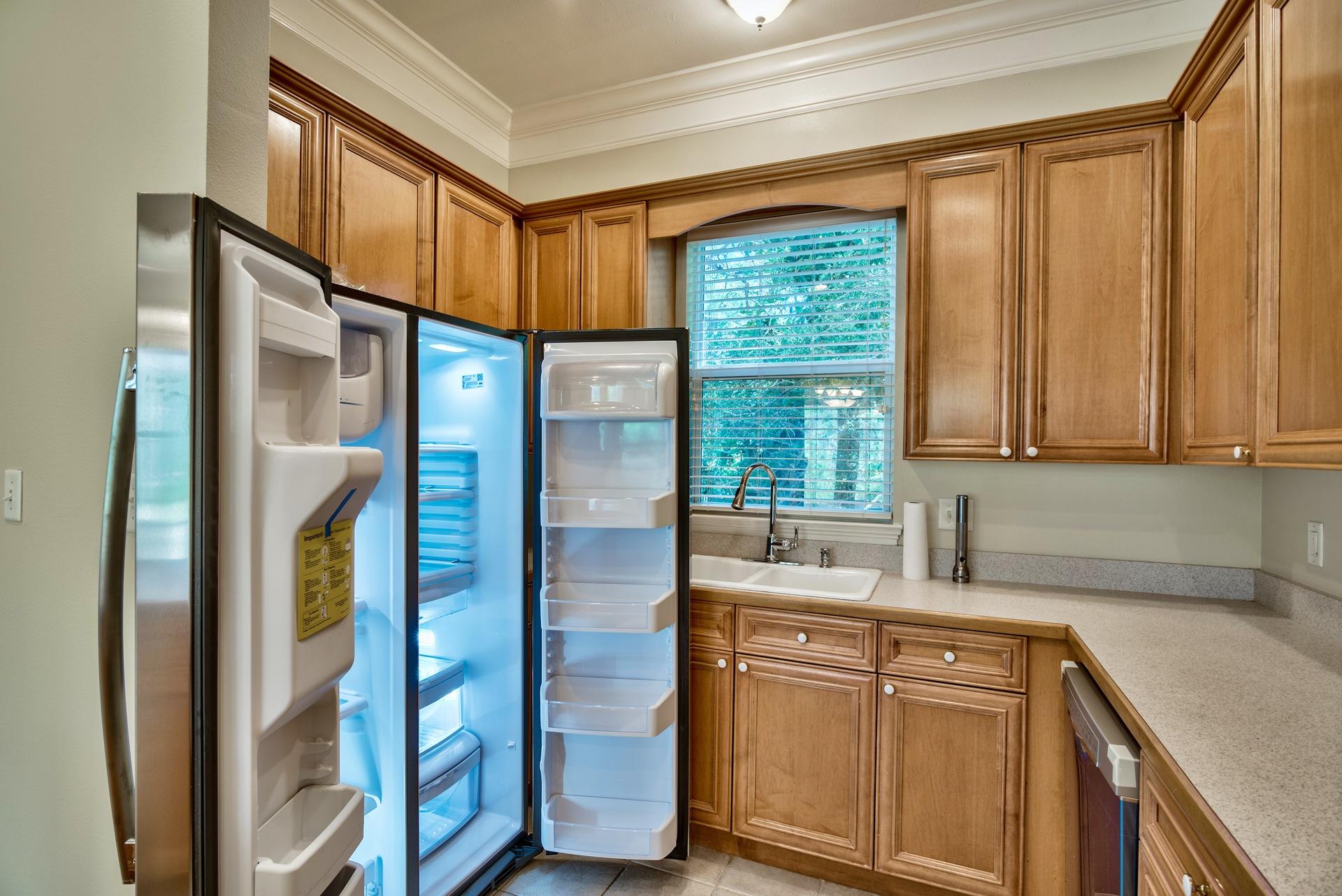 FAIRWAY VILLAS - Residential