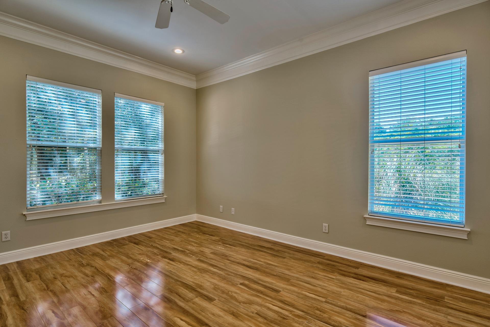 FAIRWAY VILLAS - Residential