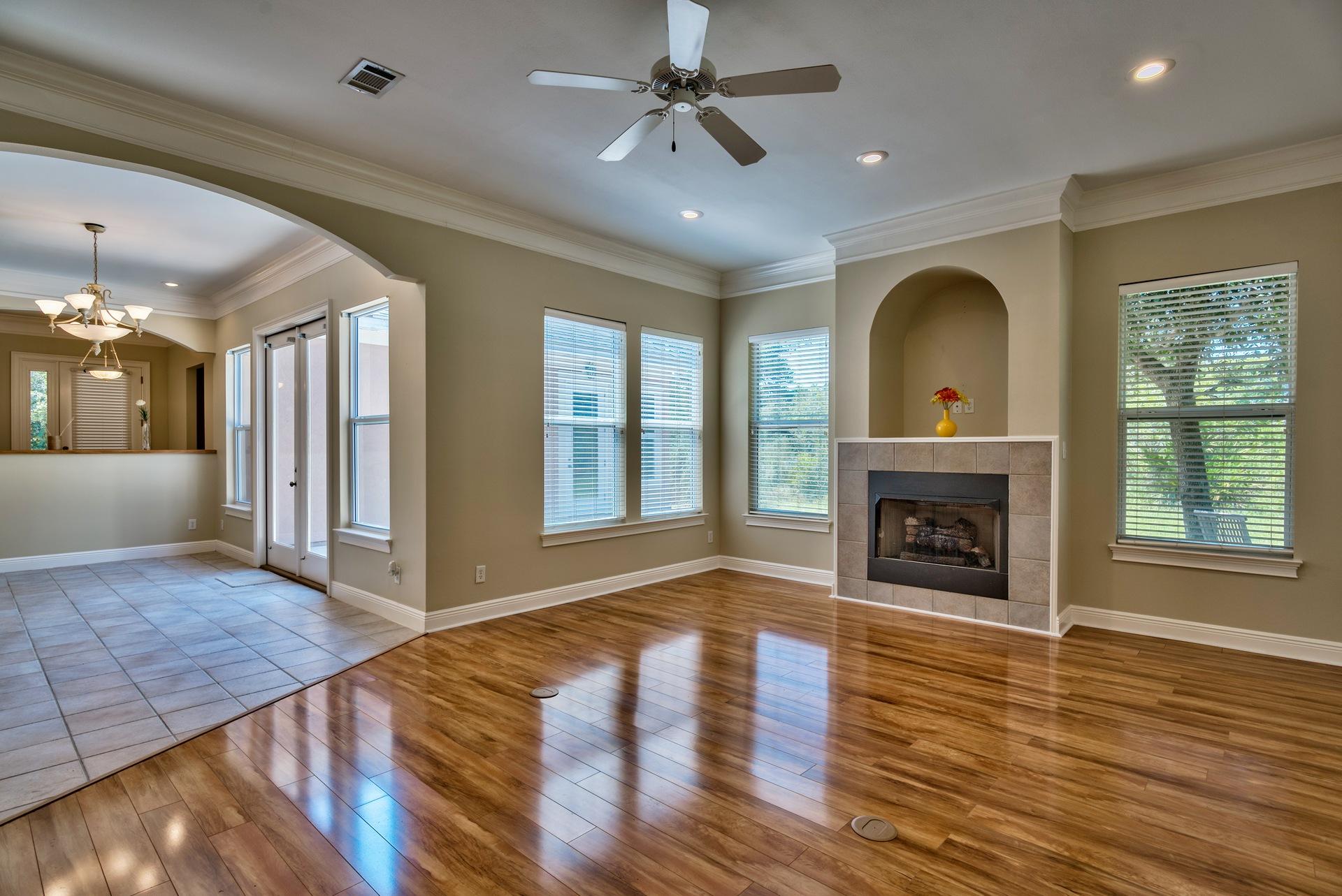 FAIRWAY VILLAS - Residential