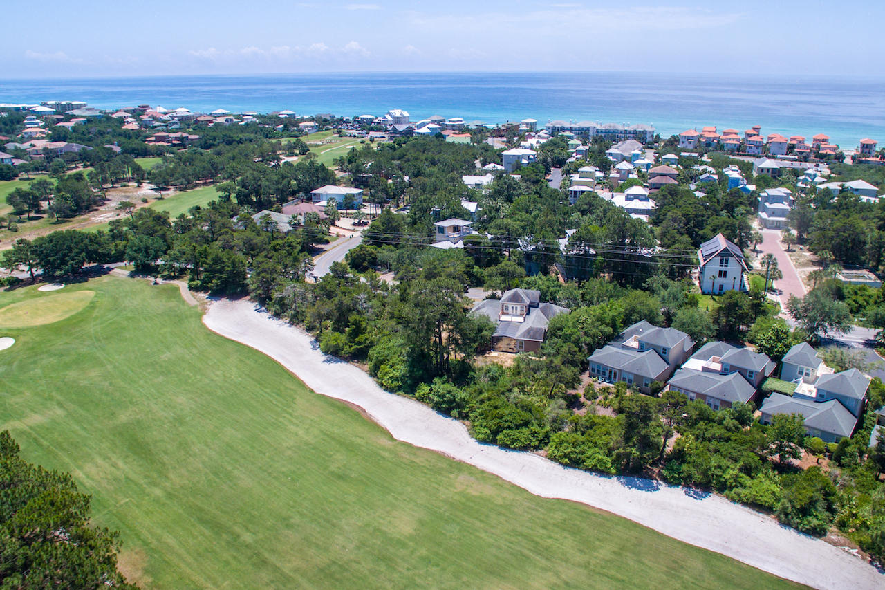 FAIRWAY VILLAS - Residential