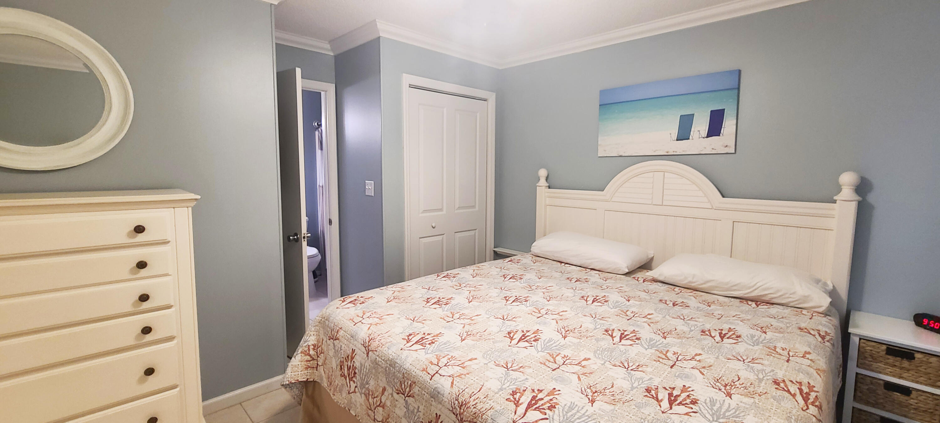 SUMMERSPELL CONDO - Residential