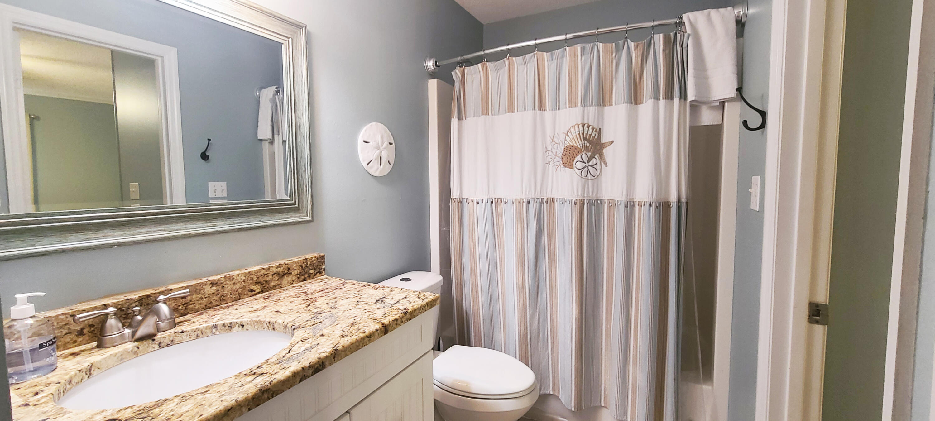 SUMMERSPELL CONDO - Residential