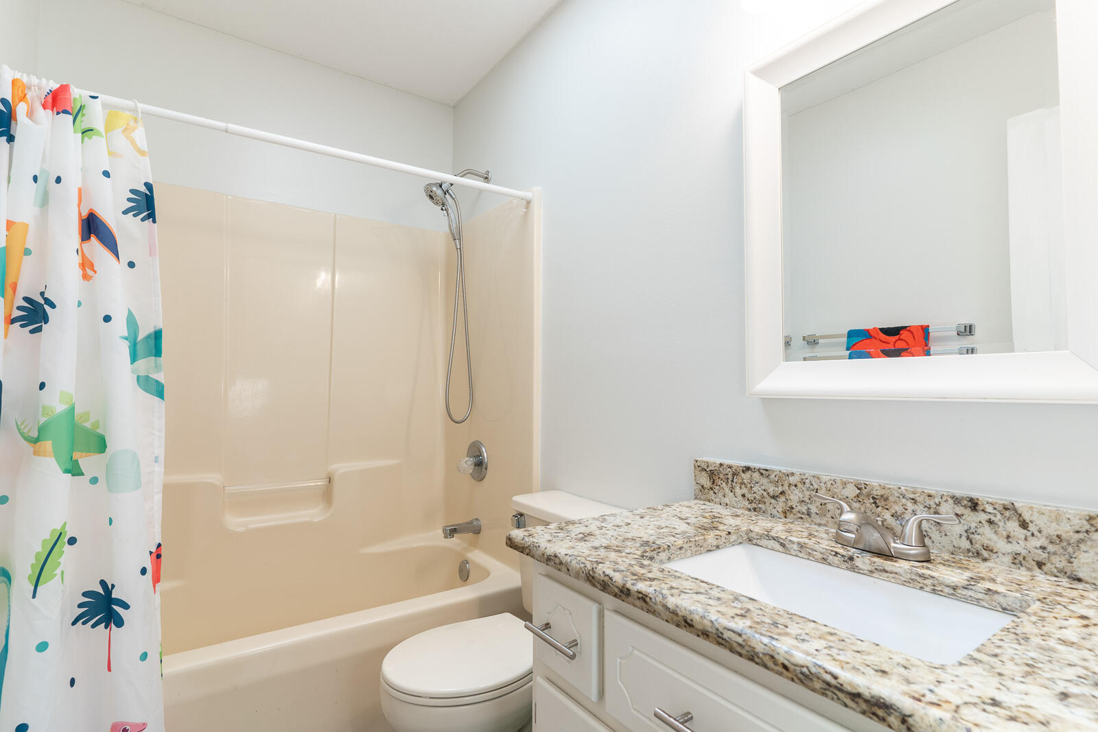 WYNNEHAVEN BEACH ESTATES - Residential