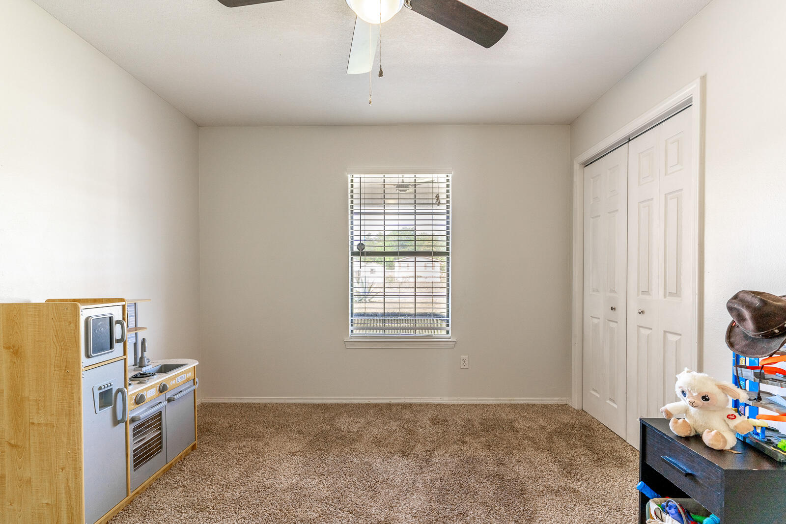 WYNNEHAVEN BEACH ESTATES - Residential