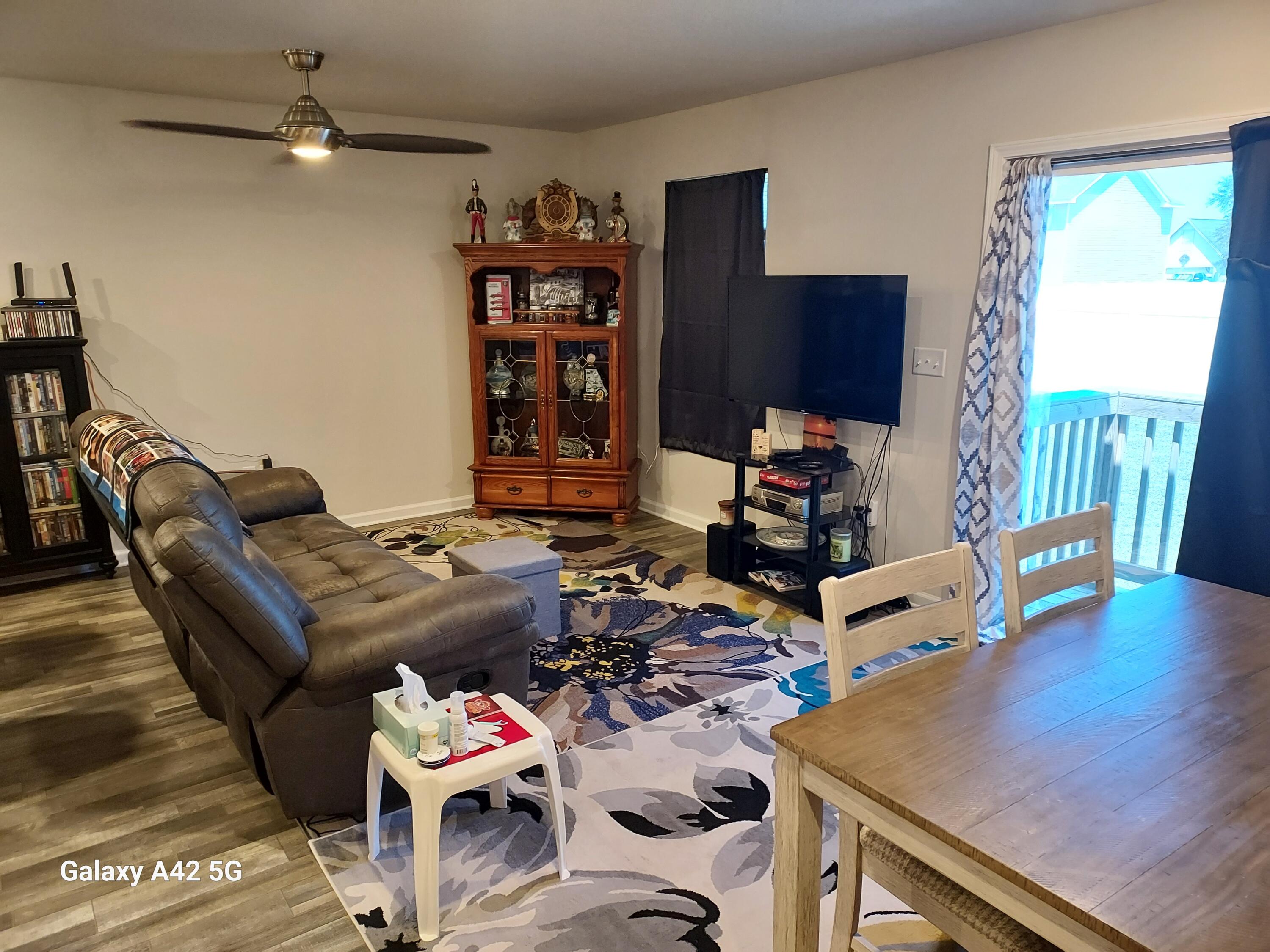 SAWMILL COURT - Residential