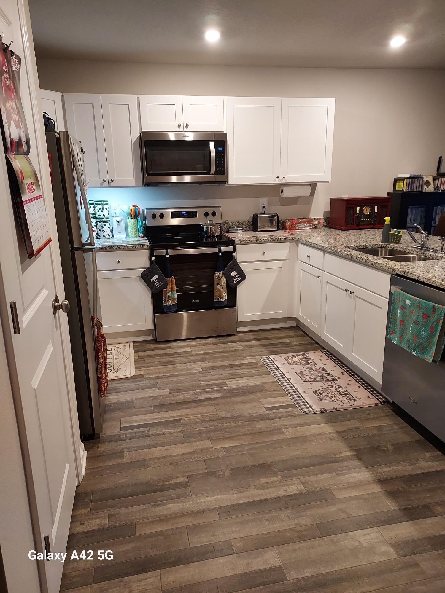 SAWMILL COURT - Residential