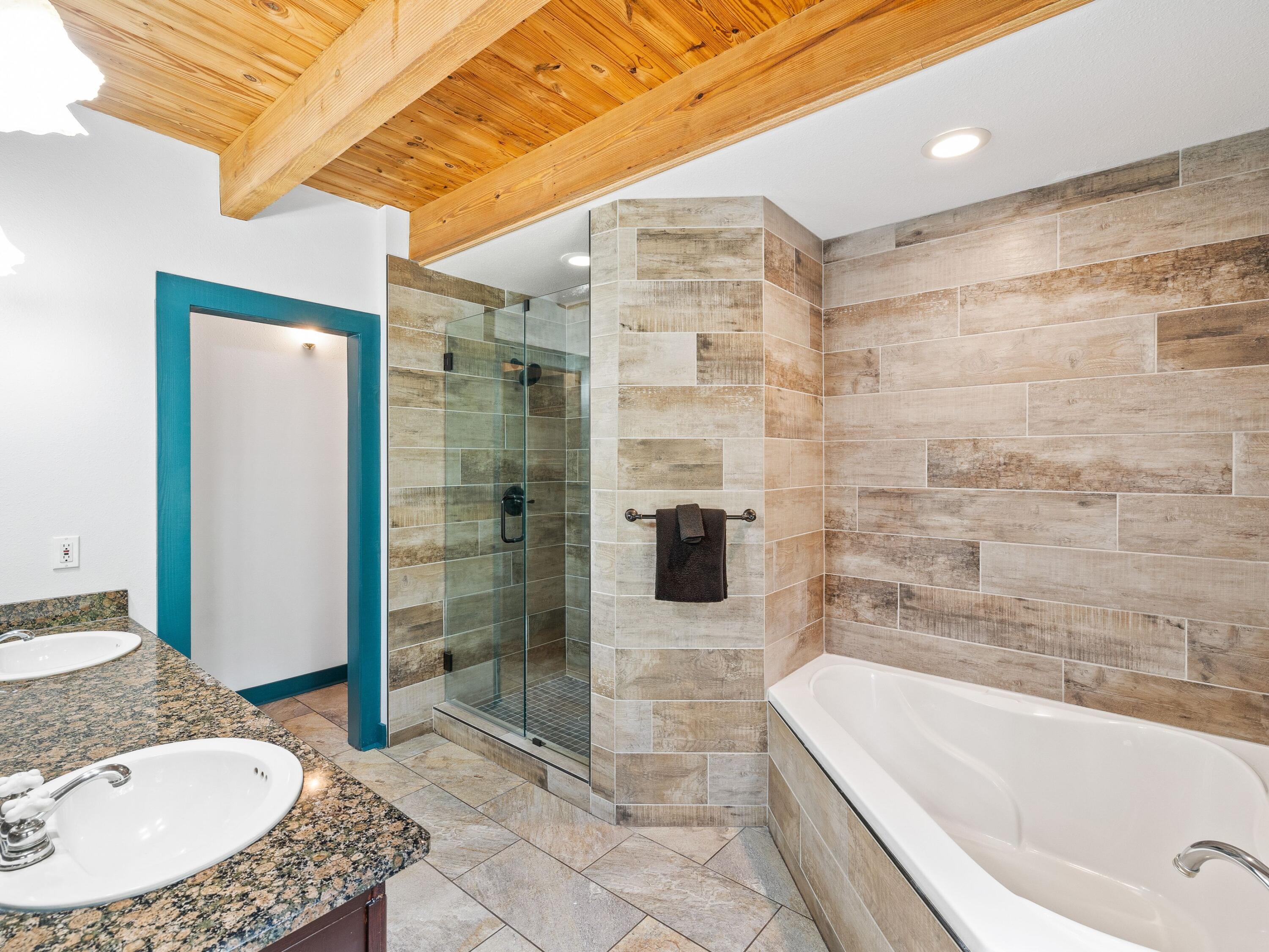 SANTA ROSA PLANTATION - Residential