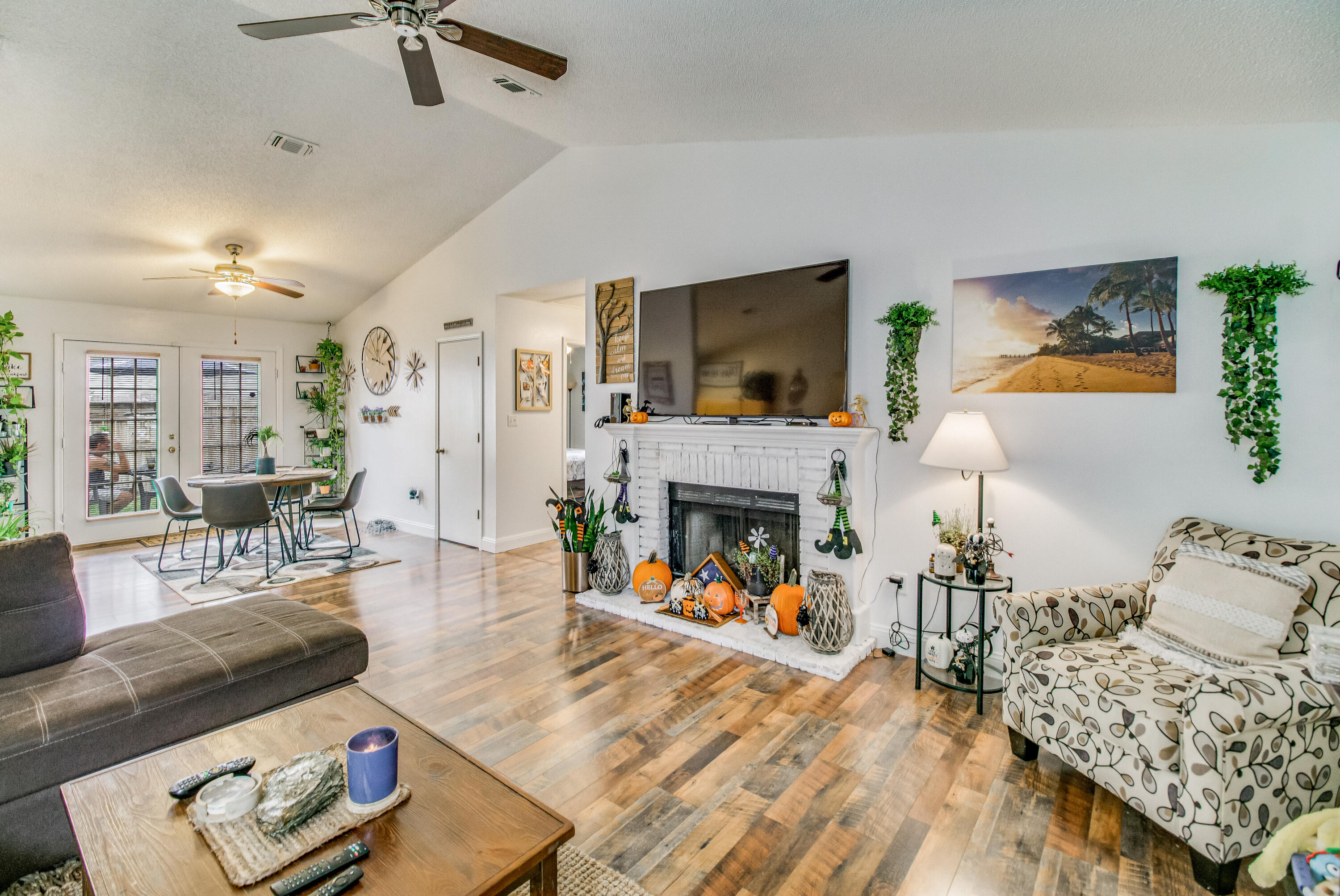 NAVARRE S/D 2ND ADDN - Residential