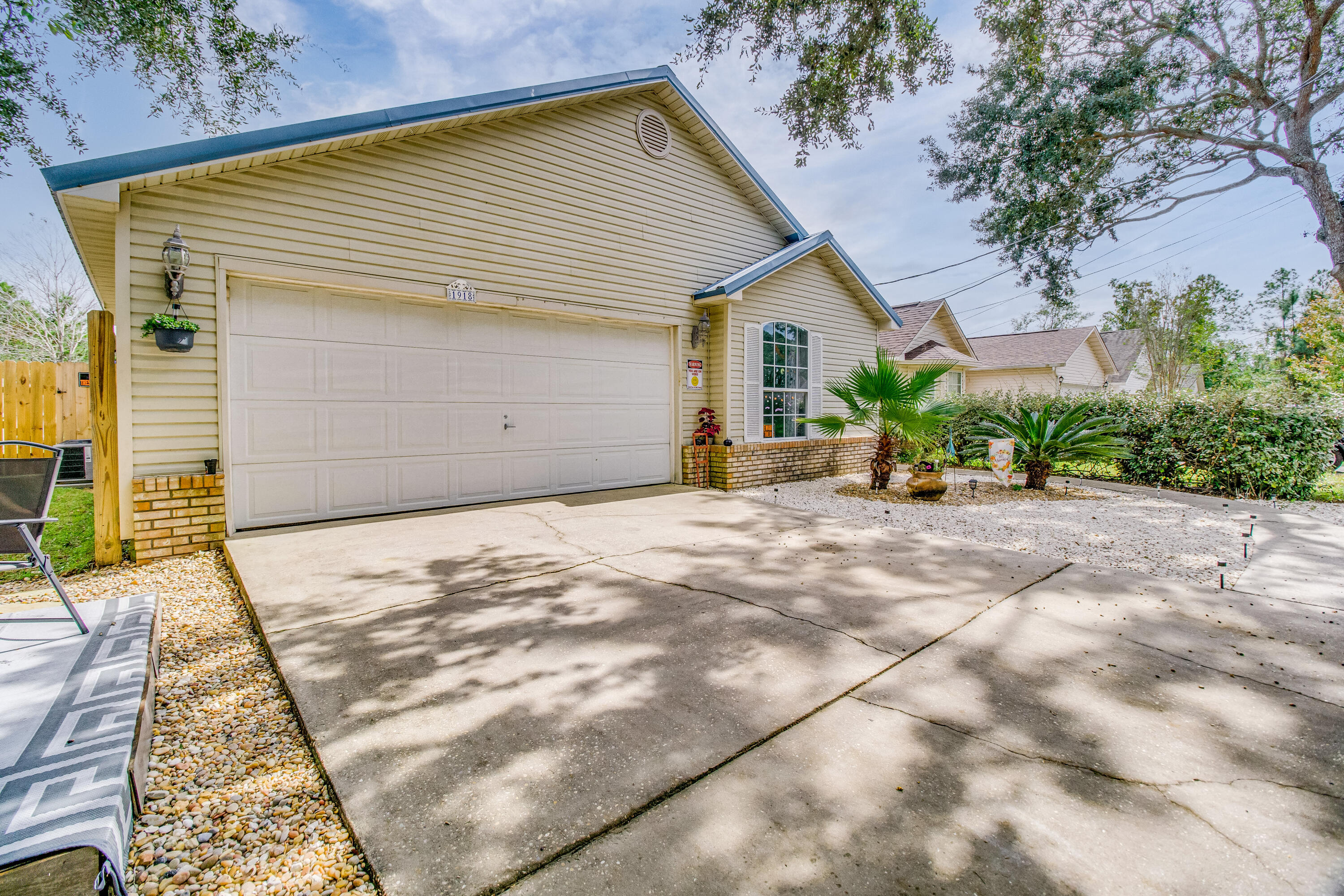 NAVARRE S/D 2ND ADDN - Residential