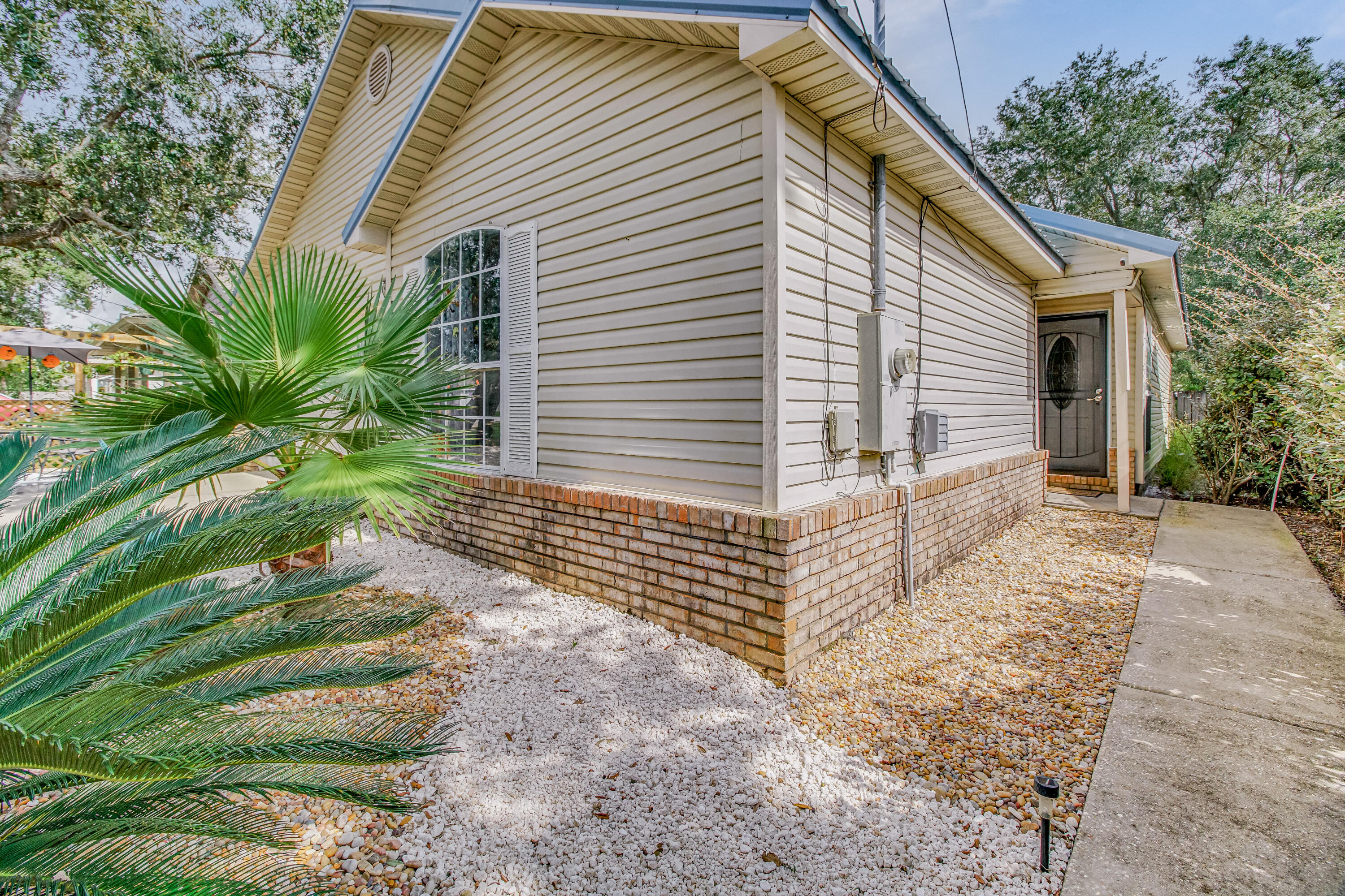 NAVARRE S/D 2ND ADDN - Residential