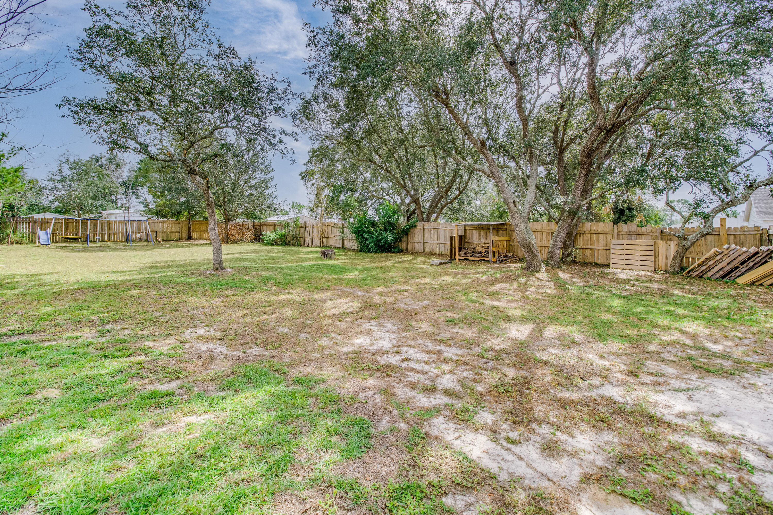 NAVARRE S/D 2ND ADDN - Residential