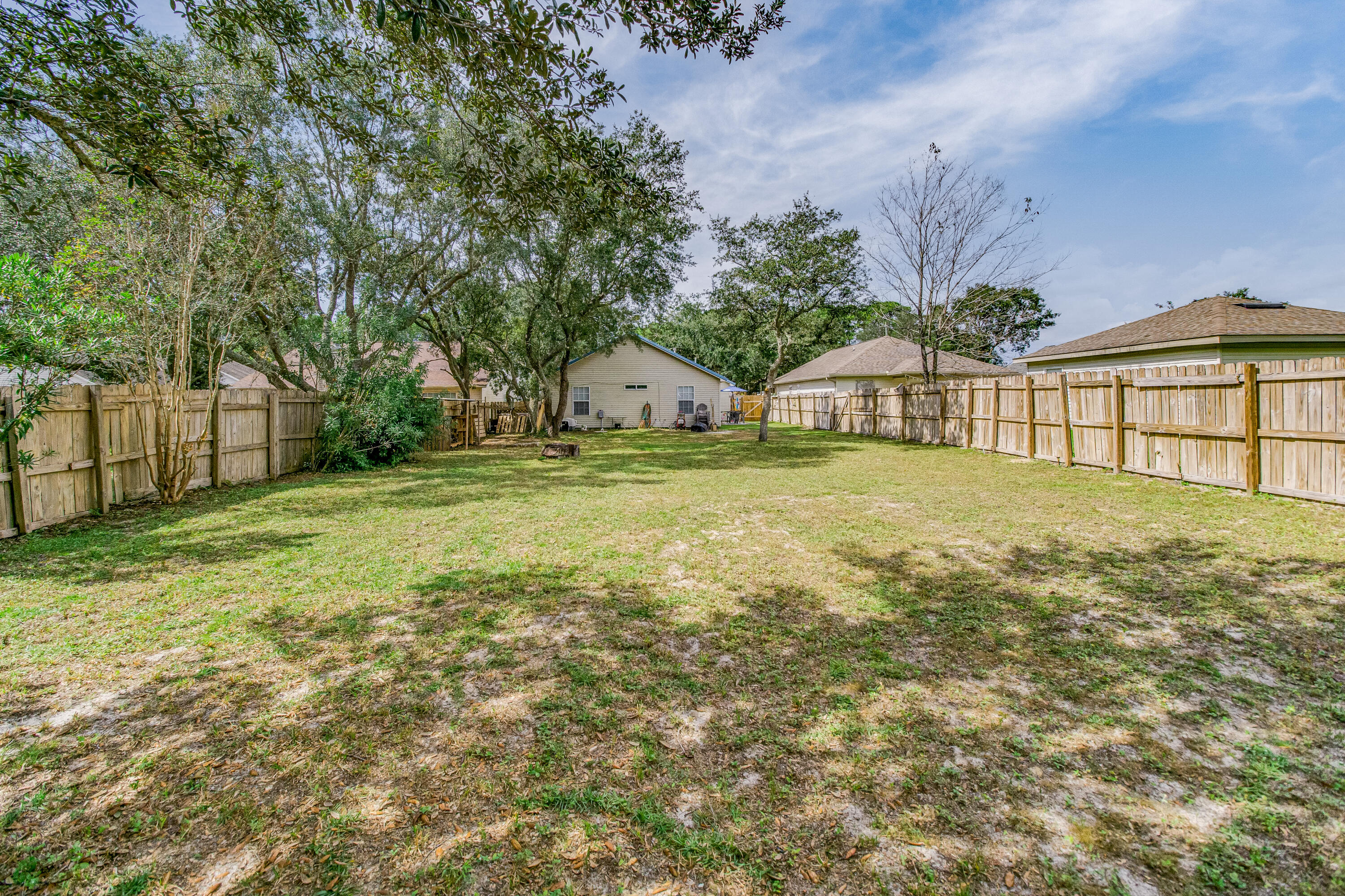 NAVARRE S/D 2ND ADDN - Residential