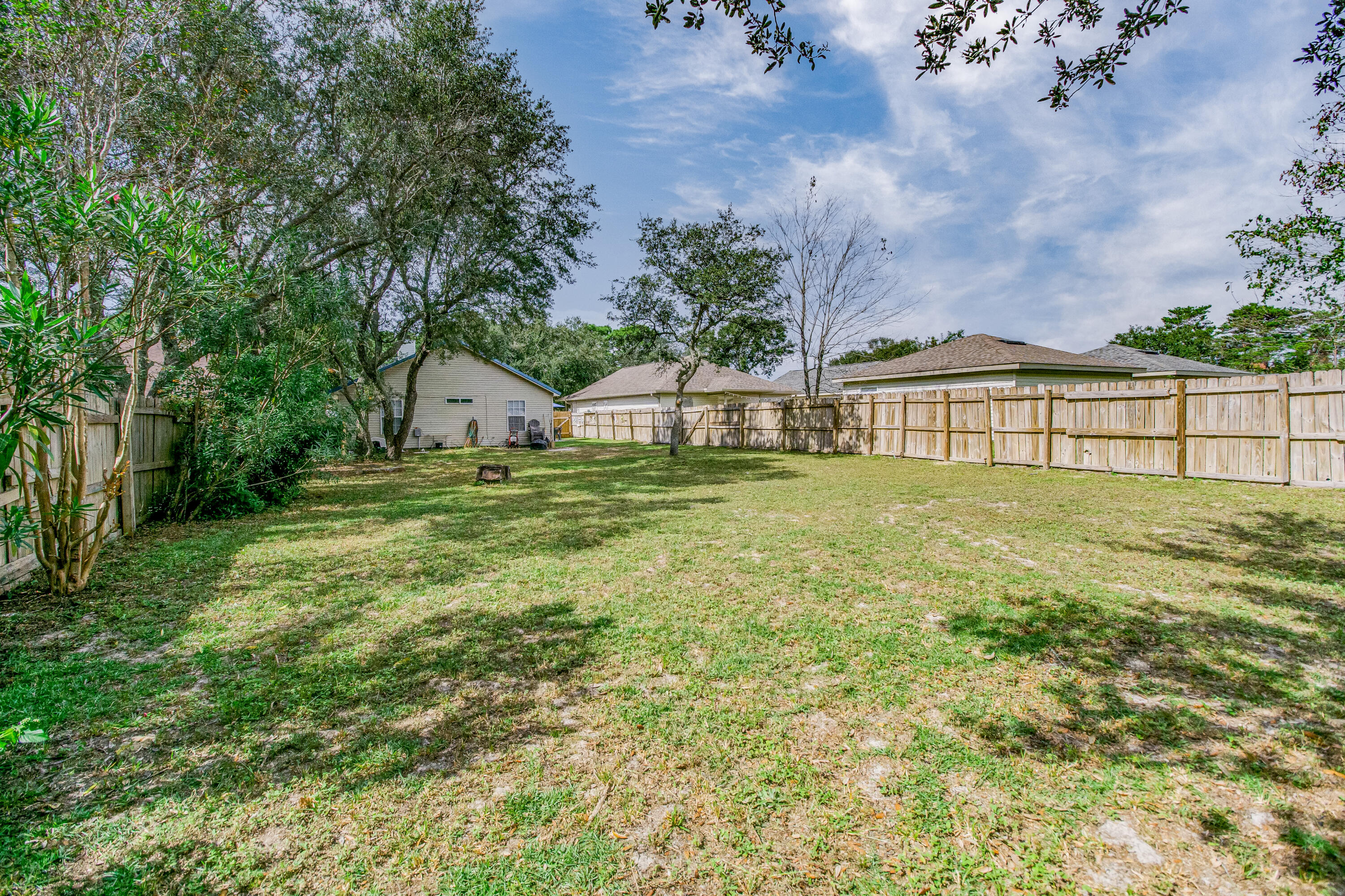 NAVARRE S/D 2ND ADDN - Residential