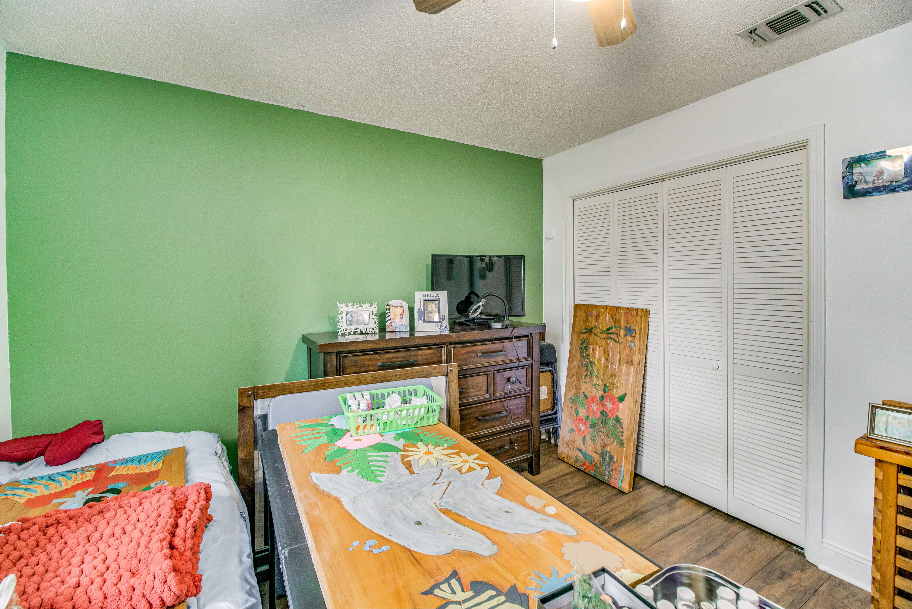 NAVARRE S/D 2ND ADDN - Residential