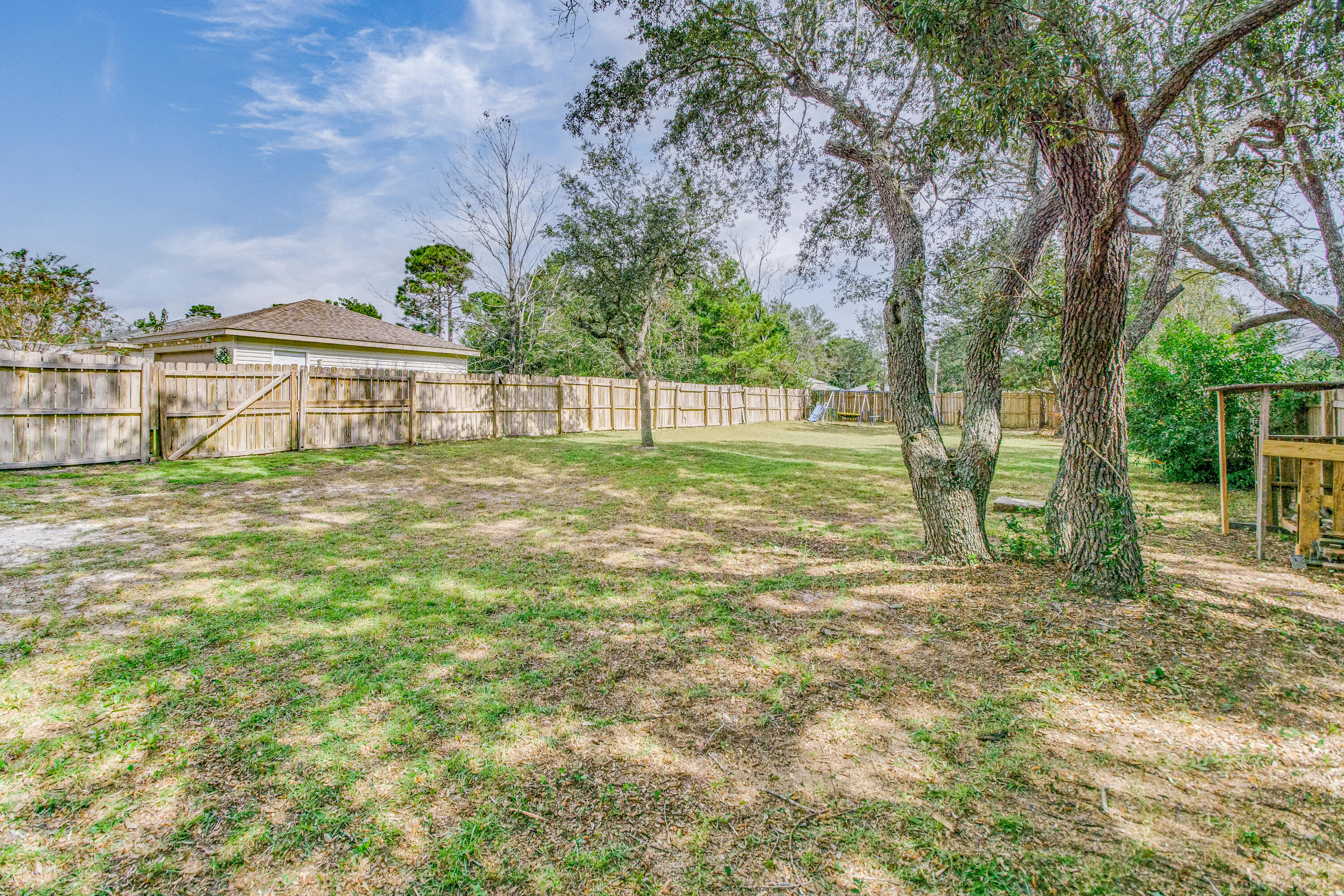 NAVARRE S/D 2ND ADDN - Residential