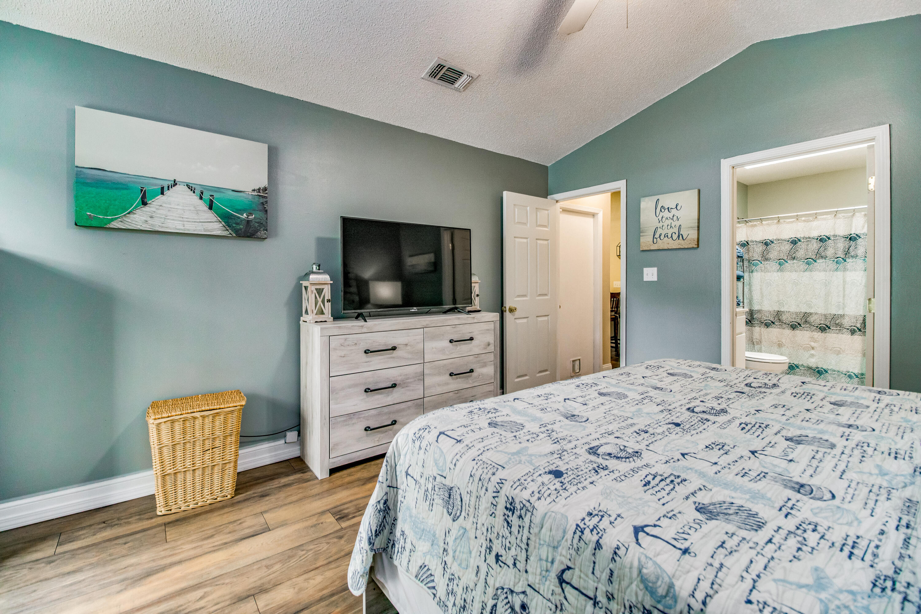 NAVARRE S/D 2ND ADDN - Residential