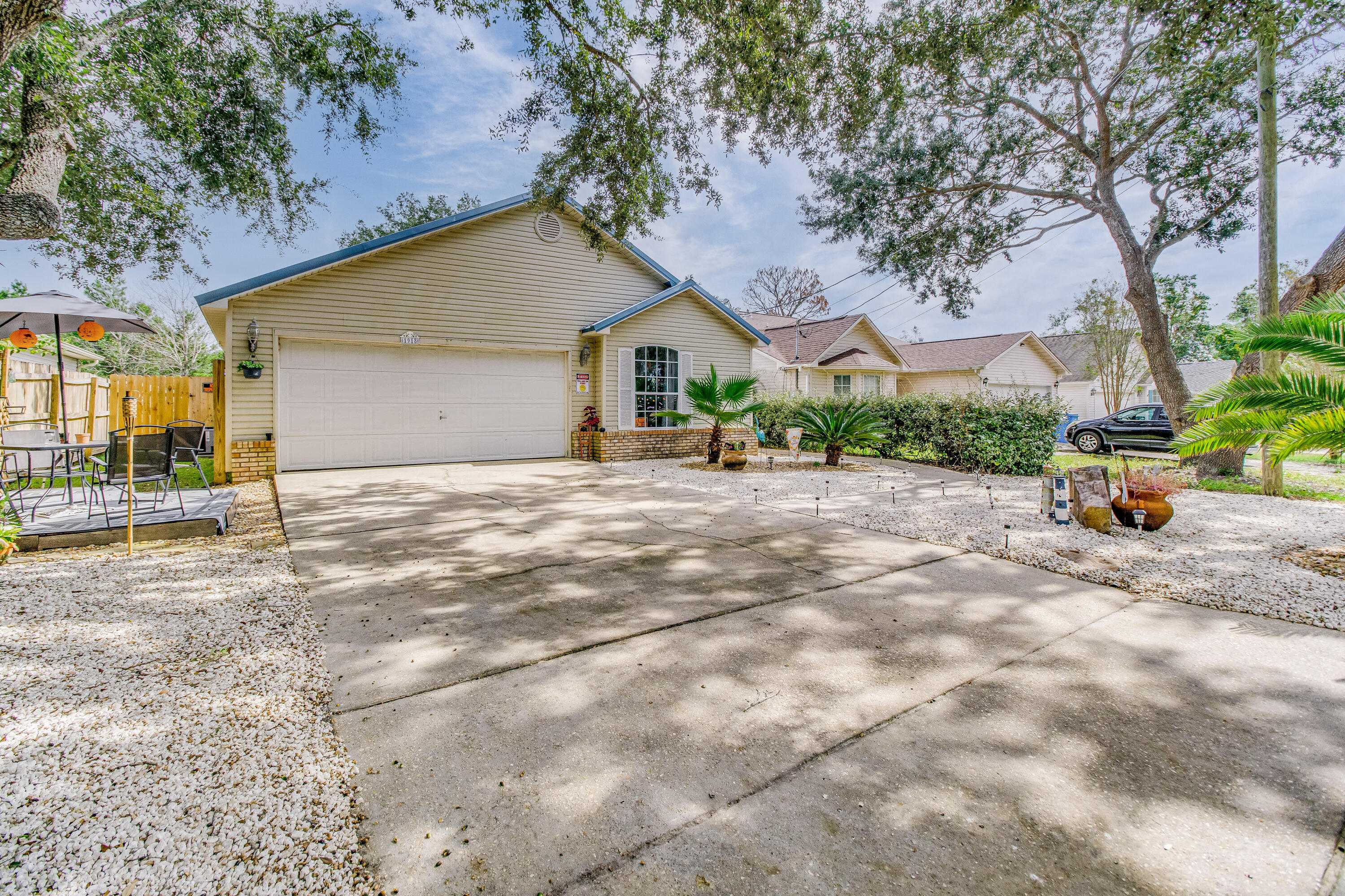 NAVARRE S/D 2ND ADDN - Residential