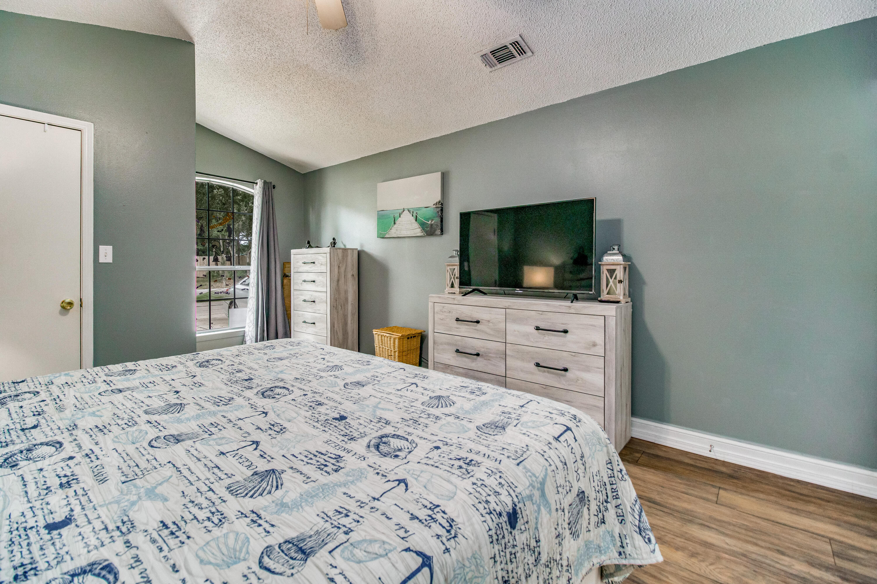 NAVARRE S/D 2ND ADDN - Residential