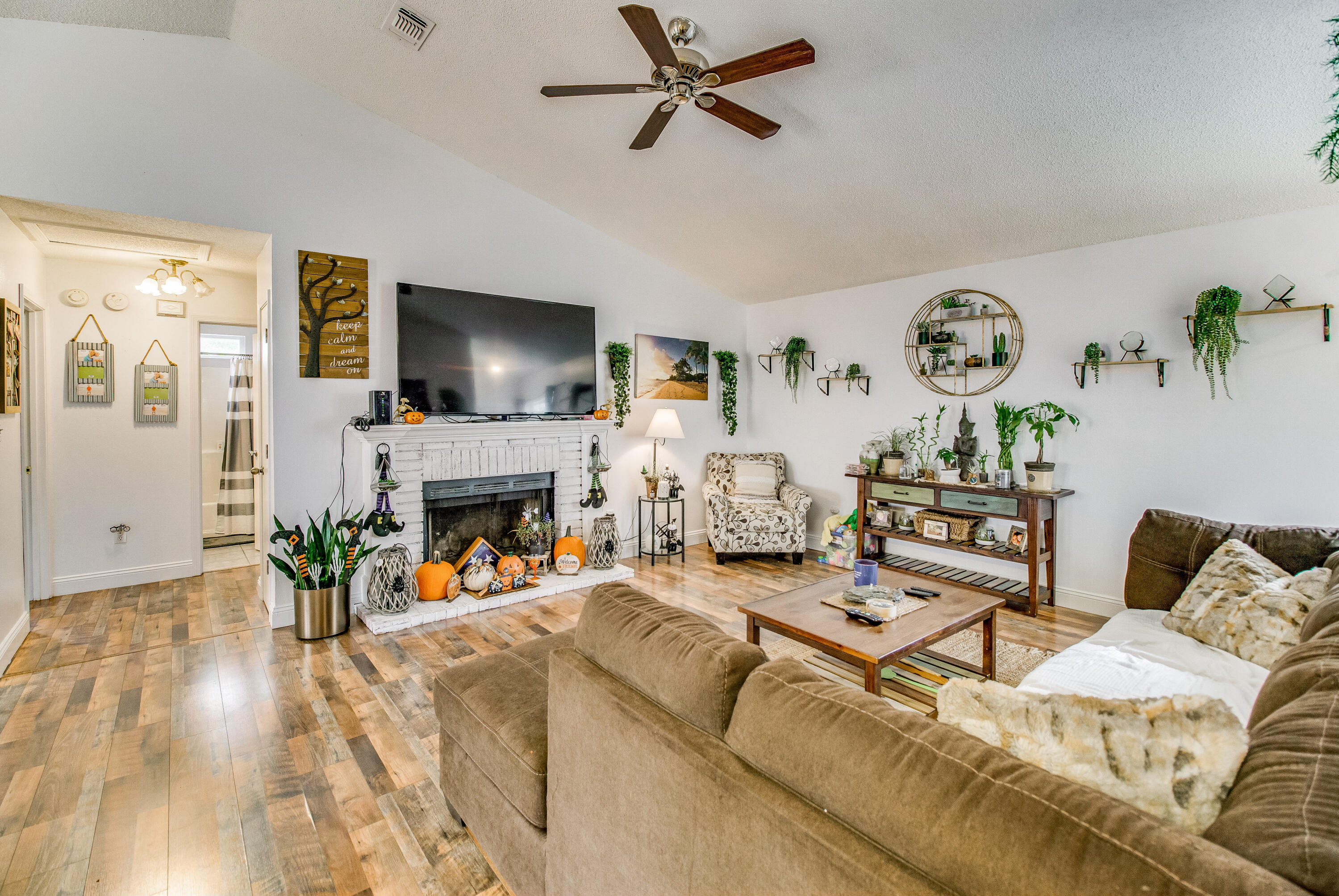 NAVARRE S/D 2ND ADDN - Residential