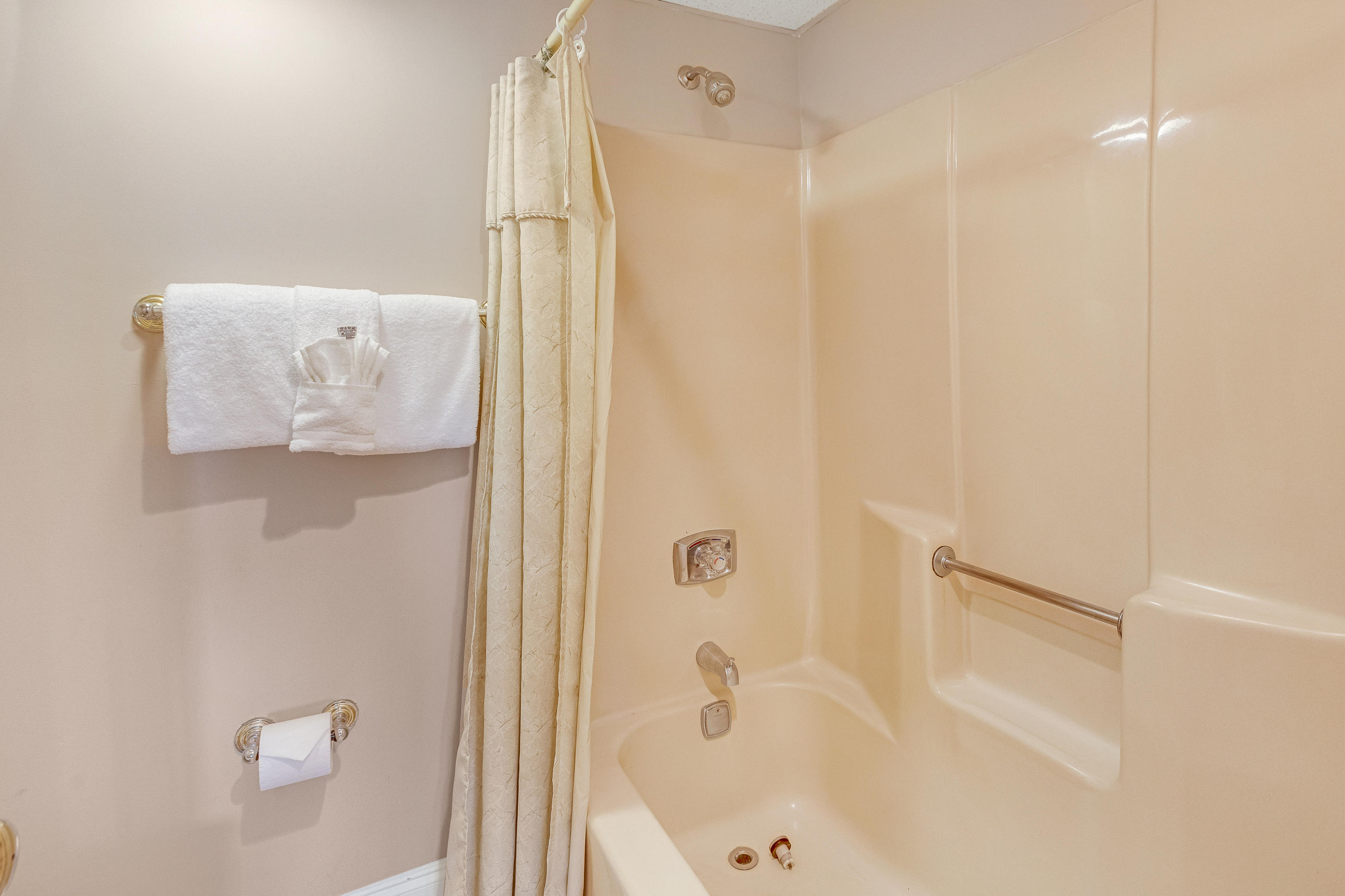 Edgewater Golf Villas I - Residential