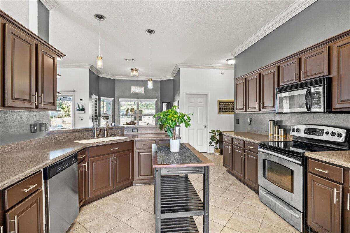 HOLLEY BY THE SEA - Residential