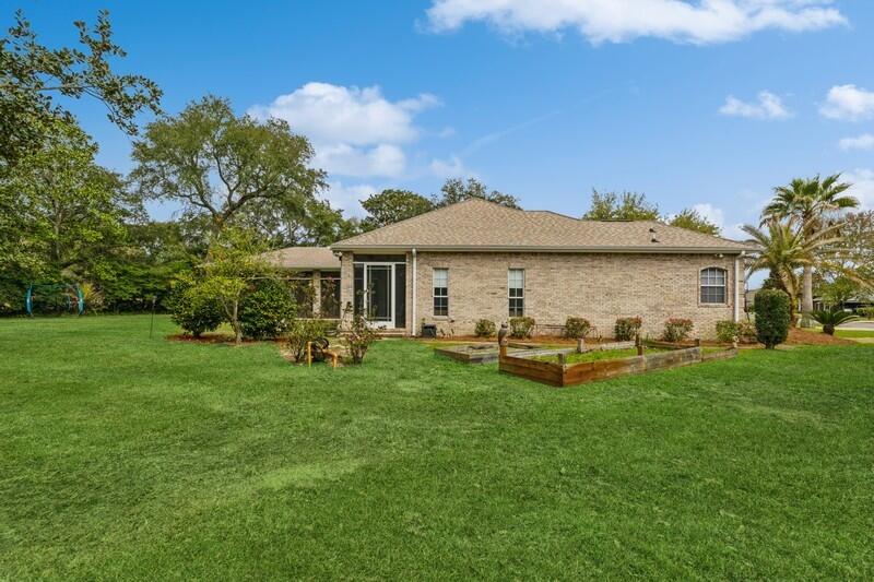 MAGNOLIA PLANTATION AT BLUEWATER BAY - Residential