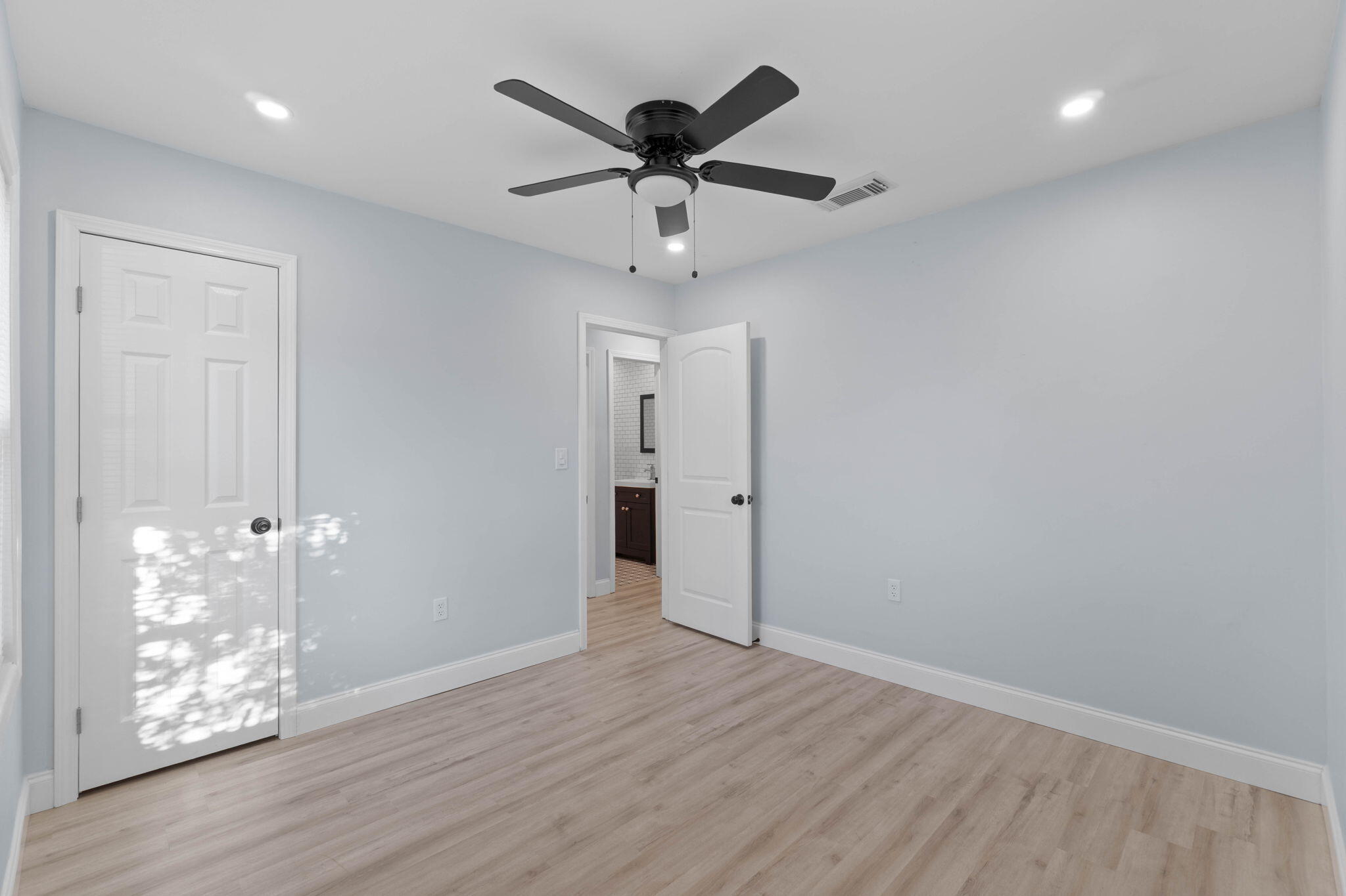 EGLIN HIGHWAY - Residential Lease
