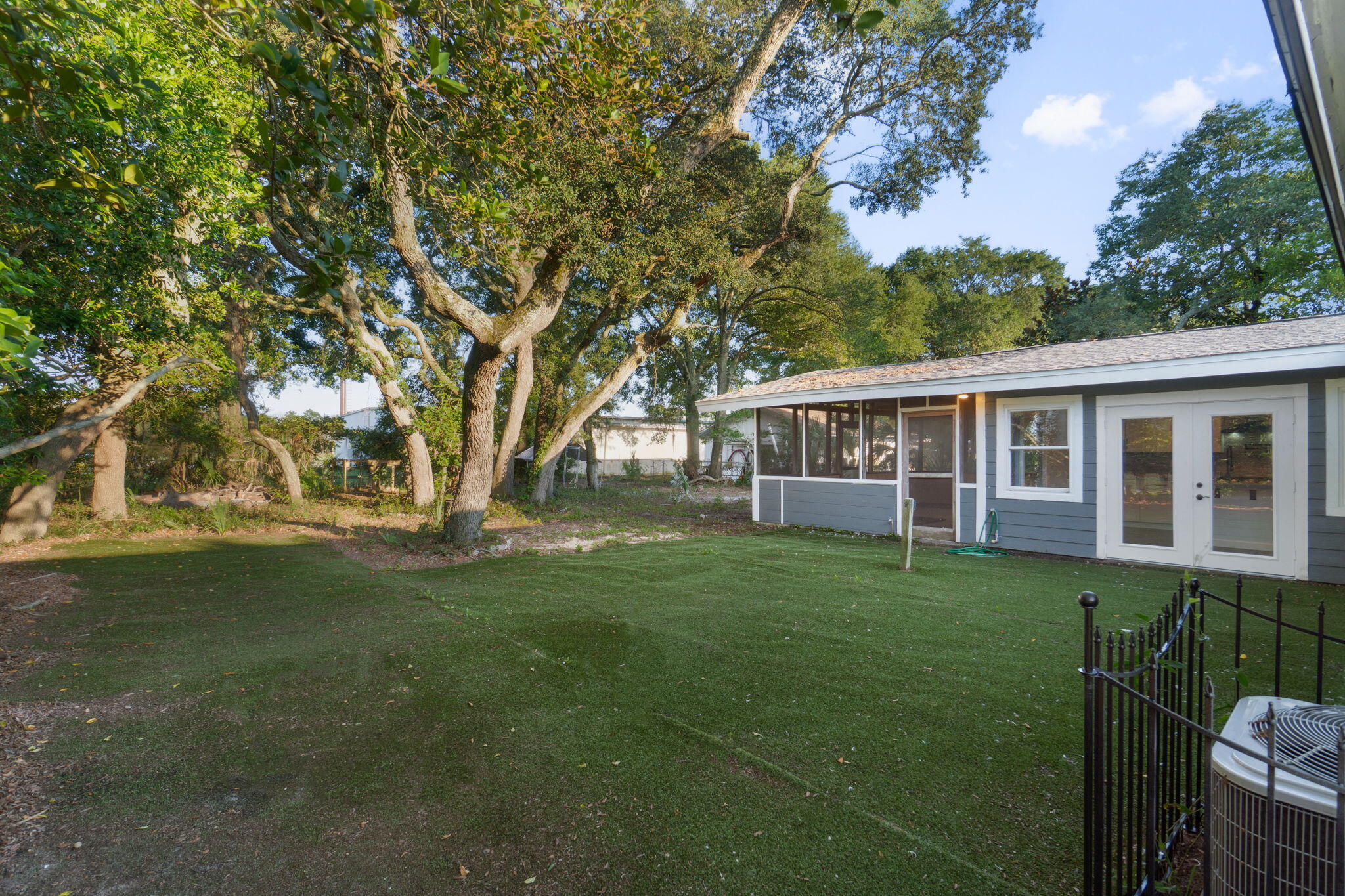 EGLIN HIGHWAY - Residential Lease