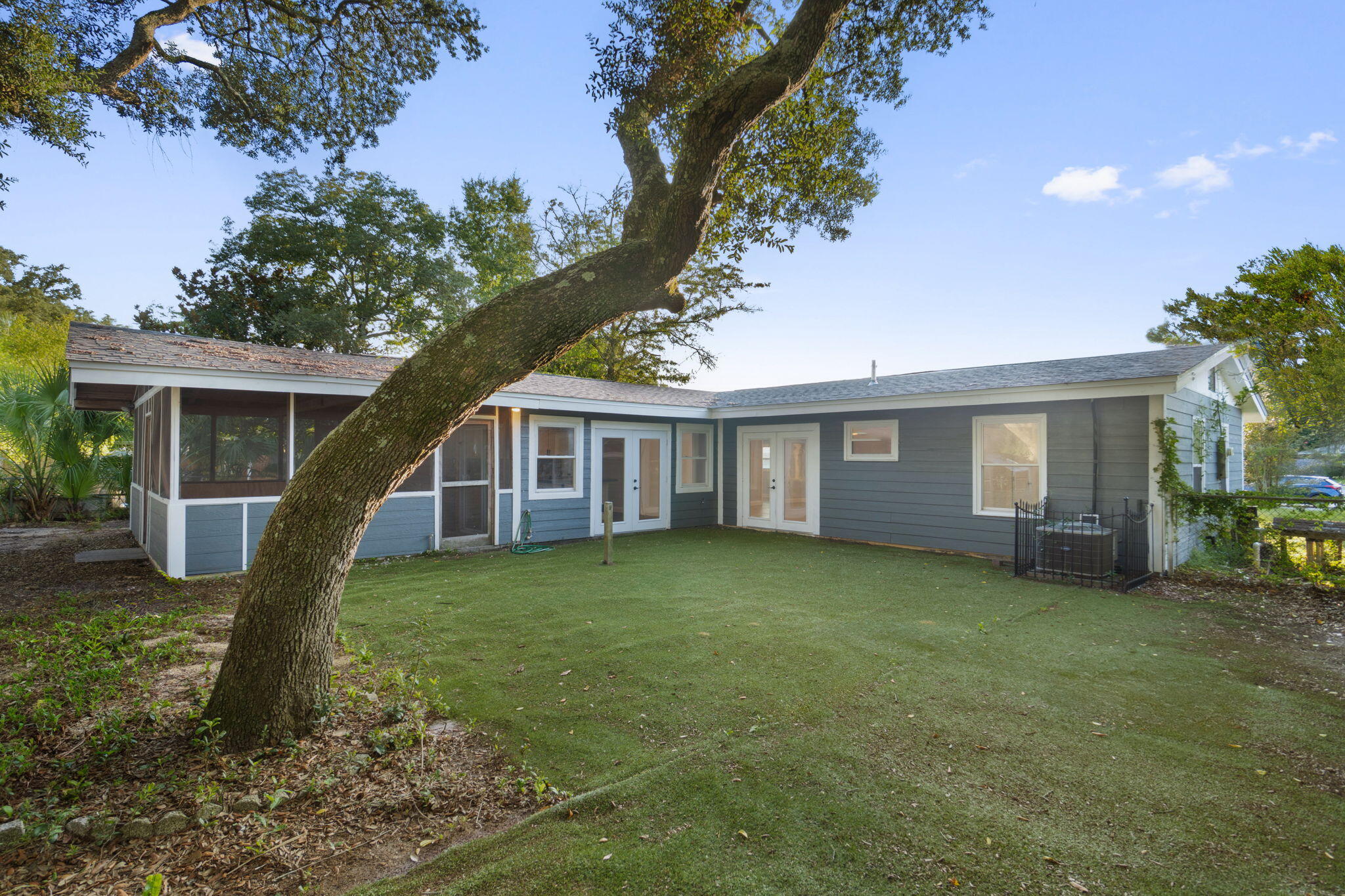 EGLIN HIGHWAY - Residential Lease