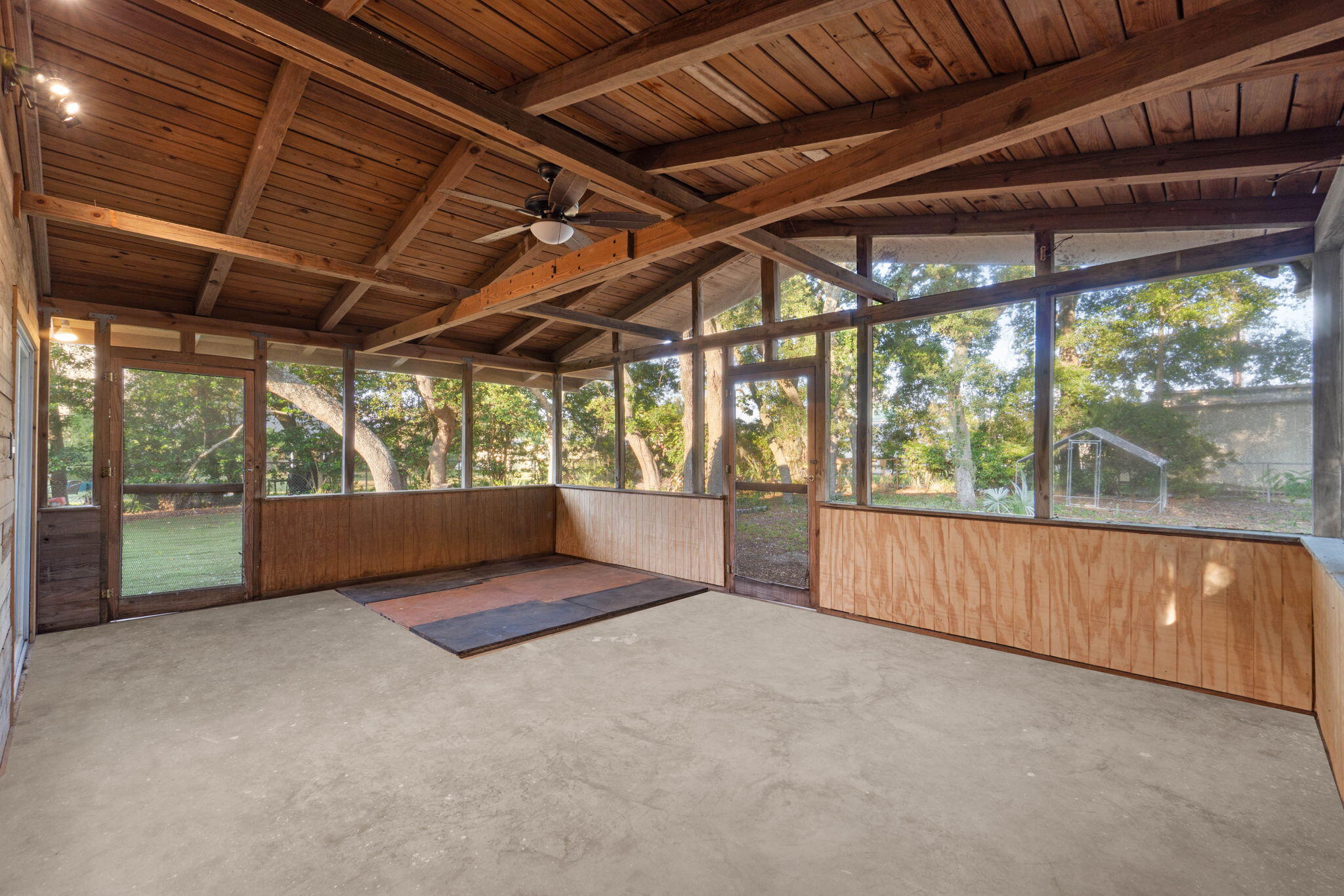 EGLIN HIGHWAY - Residential Lease