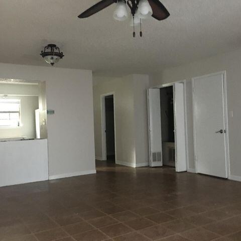 PINE SHADOWS T/H 1ST ADDN - Residential Lease