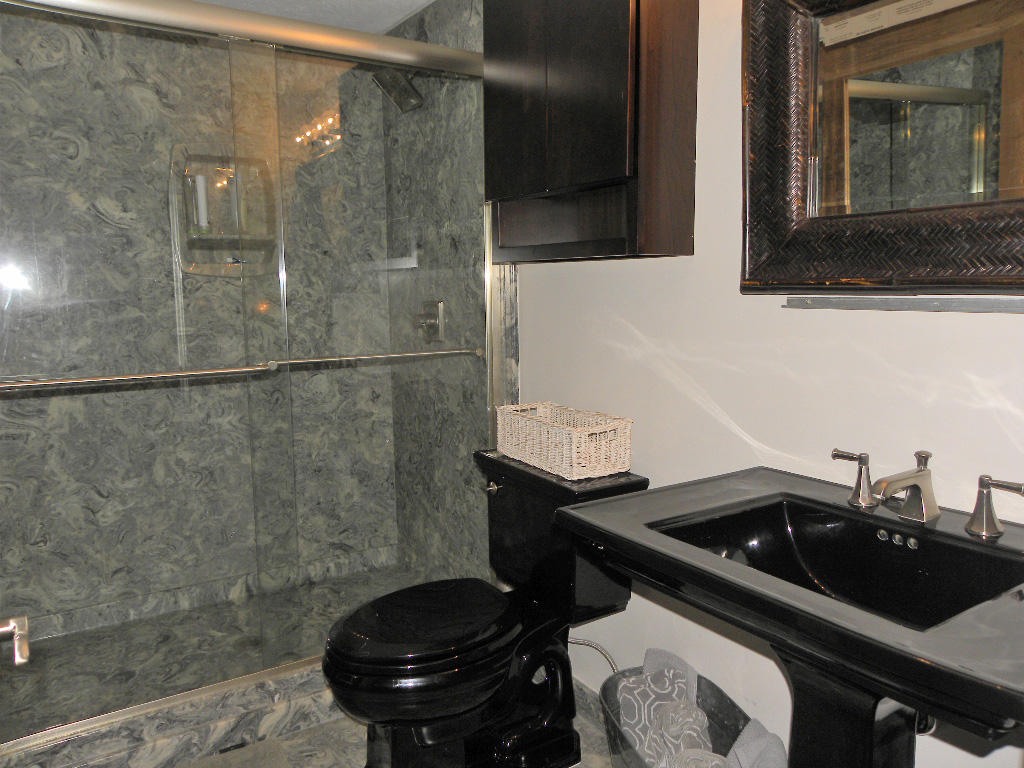 TWO HUNDRED WEST CONDO - Residential