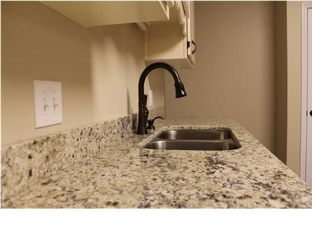 MOSSY OAKS - Residential Lease