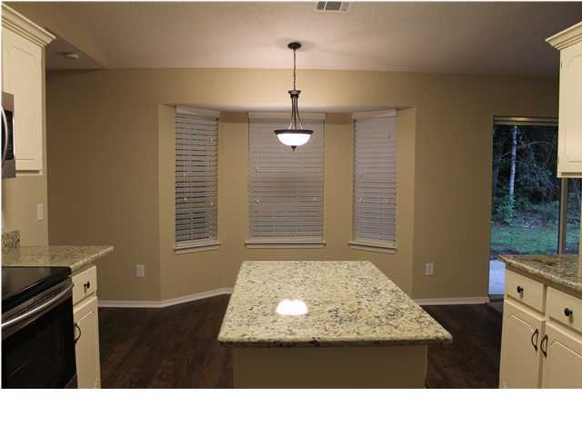 MOSSY OAKS - Residential Lease