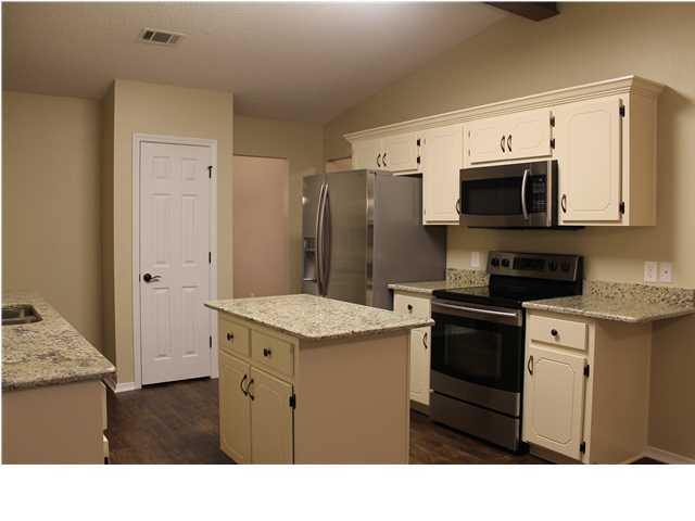 MOSSY OAKS - Residential Lease