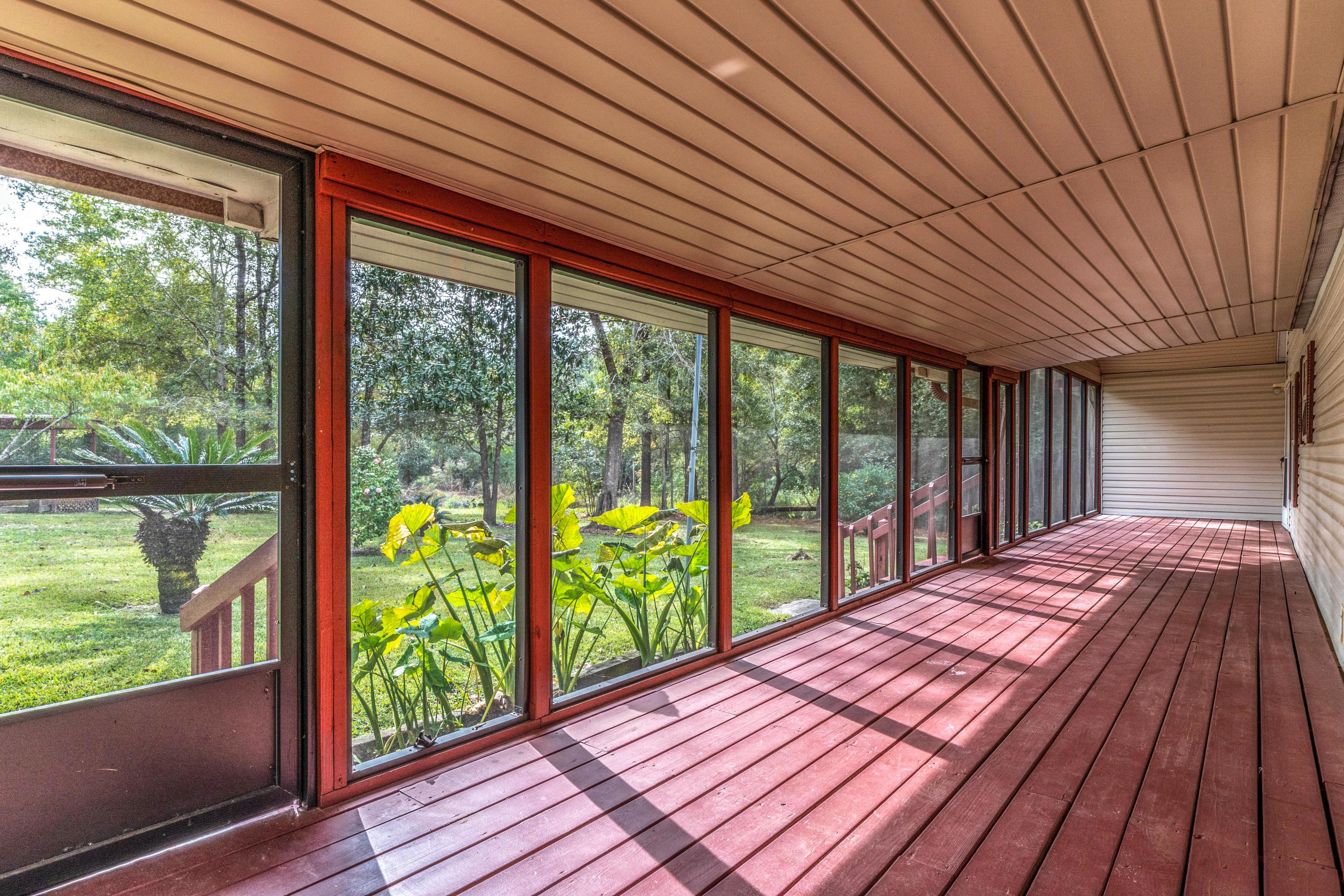 METES & BOUNDS - Residential Lease