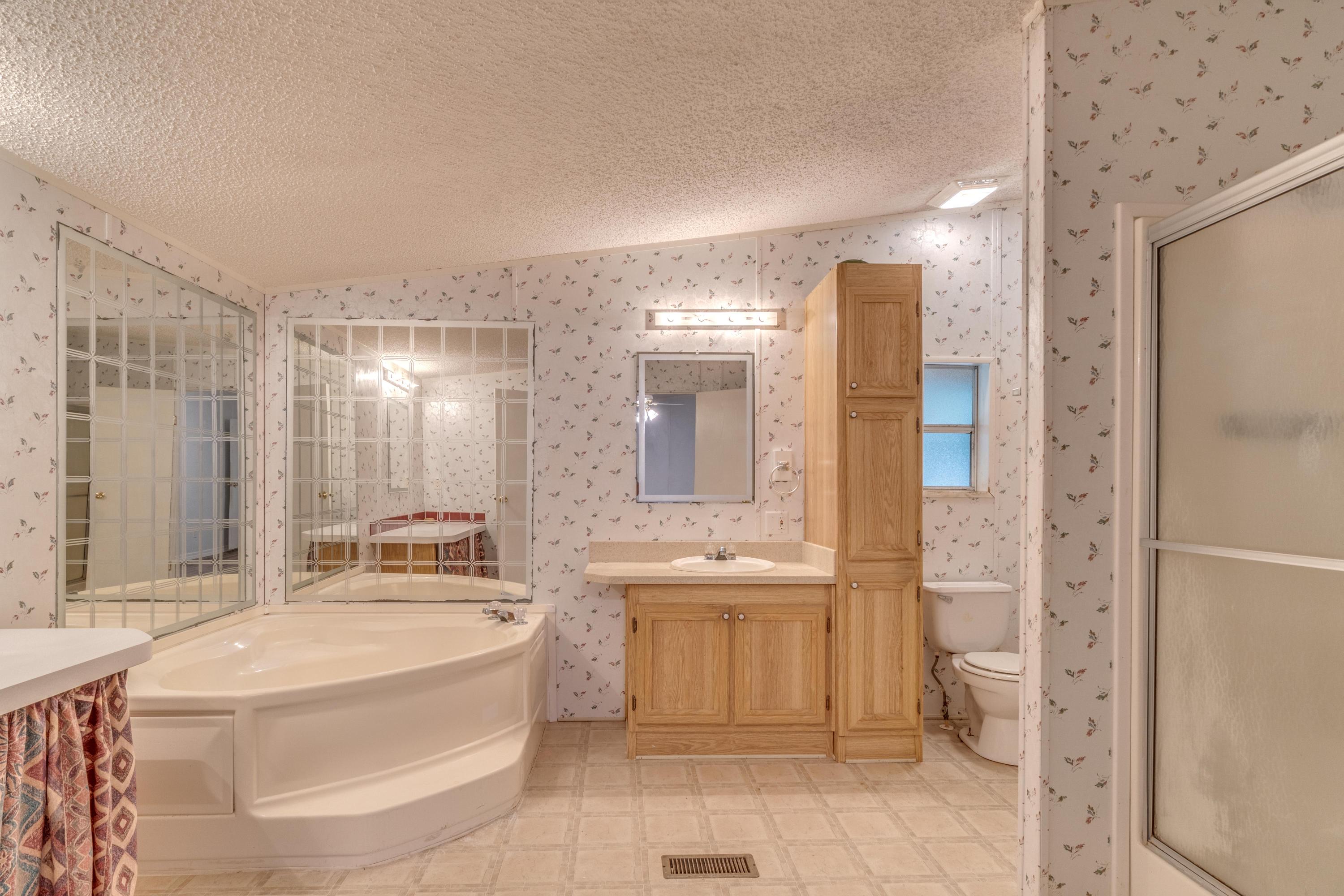 METES & BOUNDS - Residential Lease