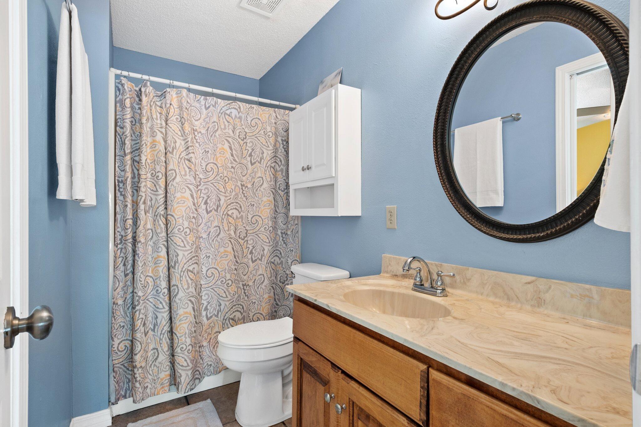 BEACHVIEW CONDOMINIUM - Residential