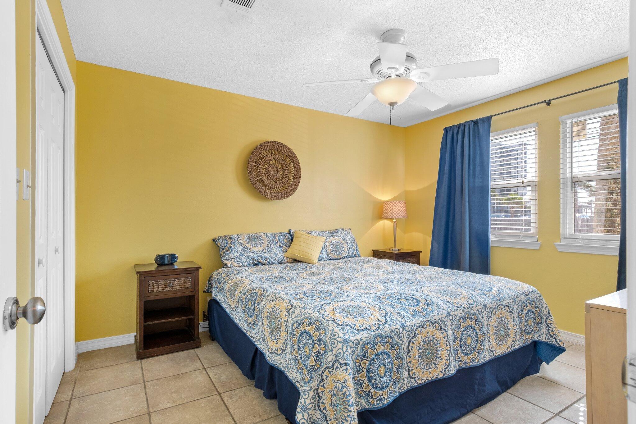 BEACHVIEW CONDOMINIUM - Residential