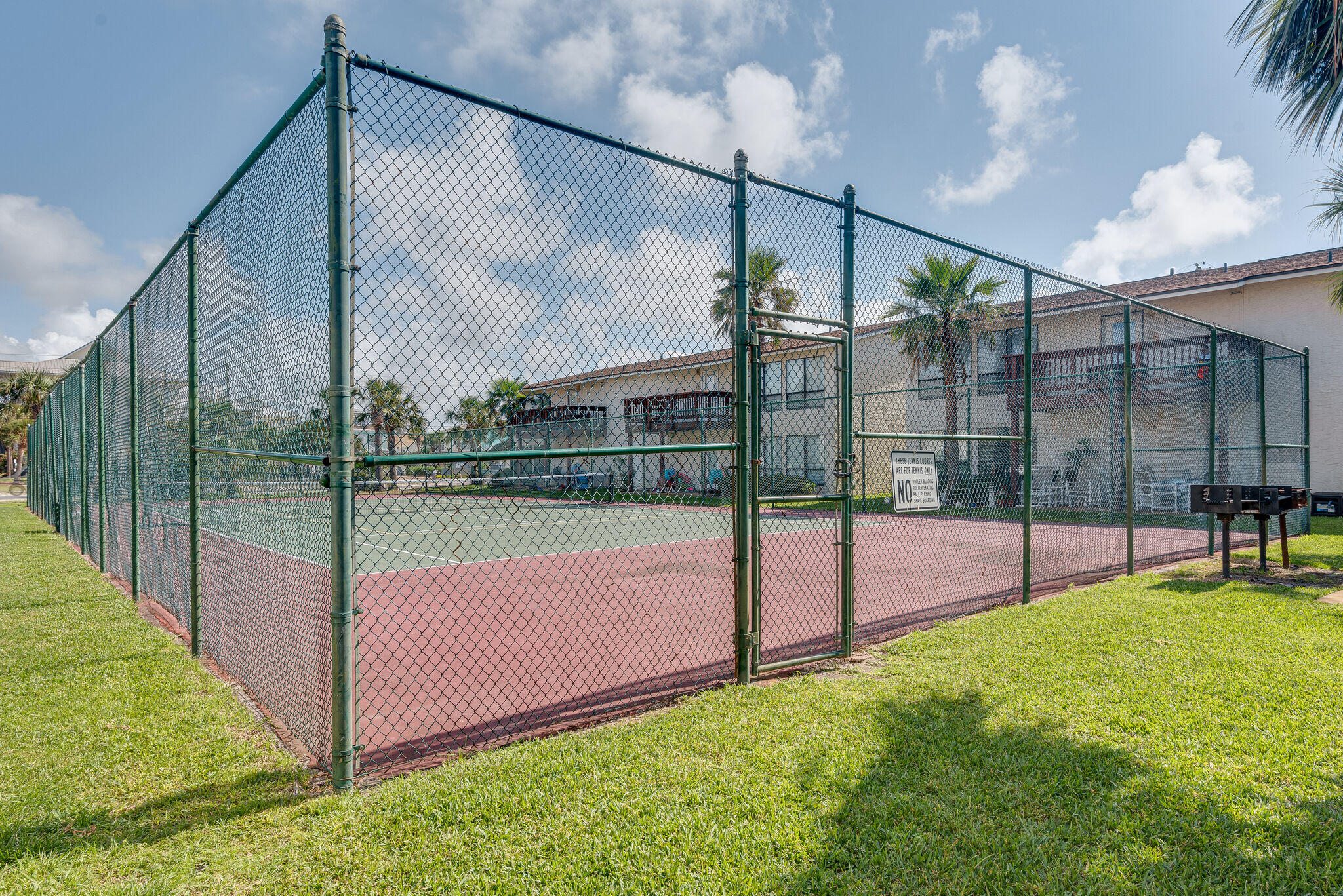 BEACHVIEW CONDOMINIUM - Residential