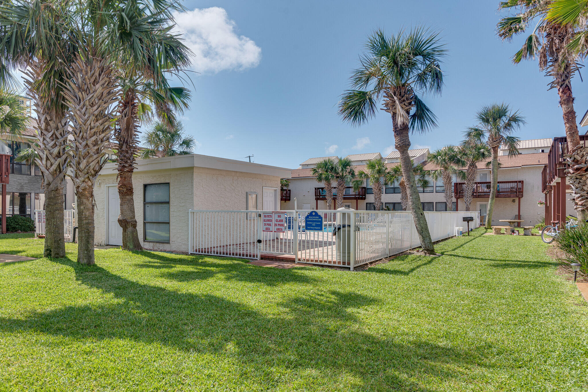 BEACHVIEW CONDOMINIUM - Residential