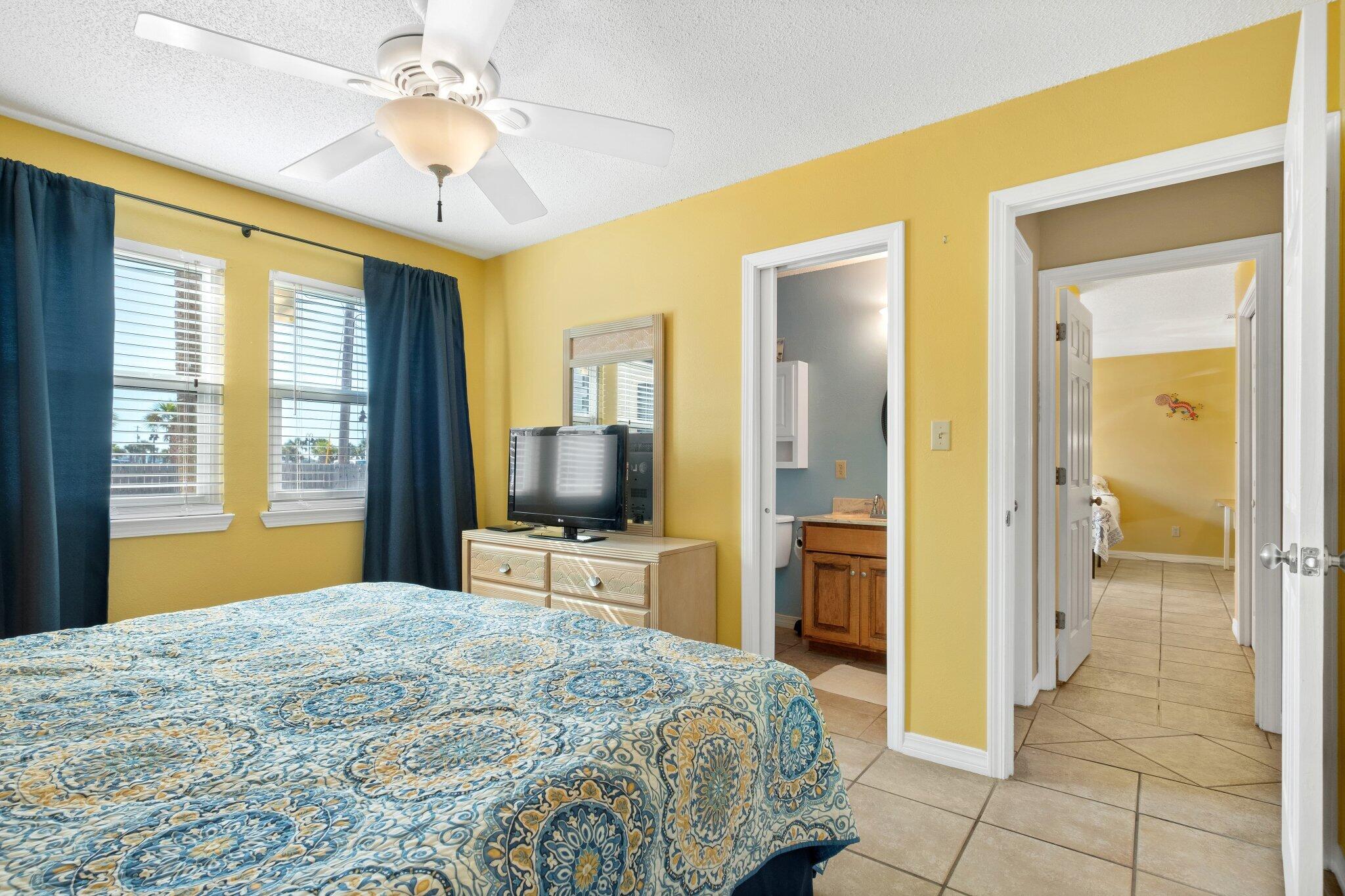 BEACHVIEW CONDOMINIUM - Residential