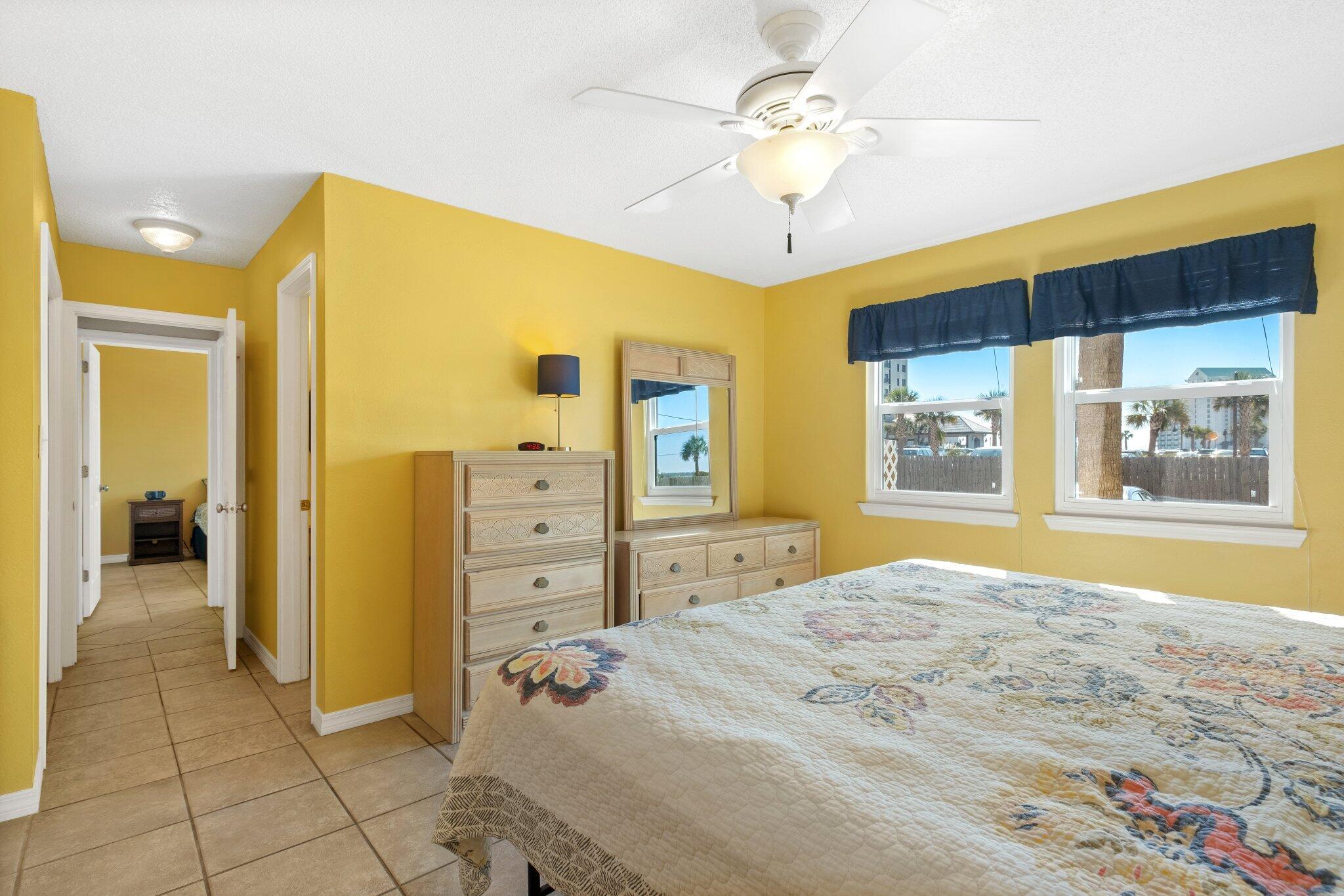 BEACHVIEW CONDOMINIUM - Residential