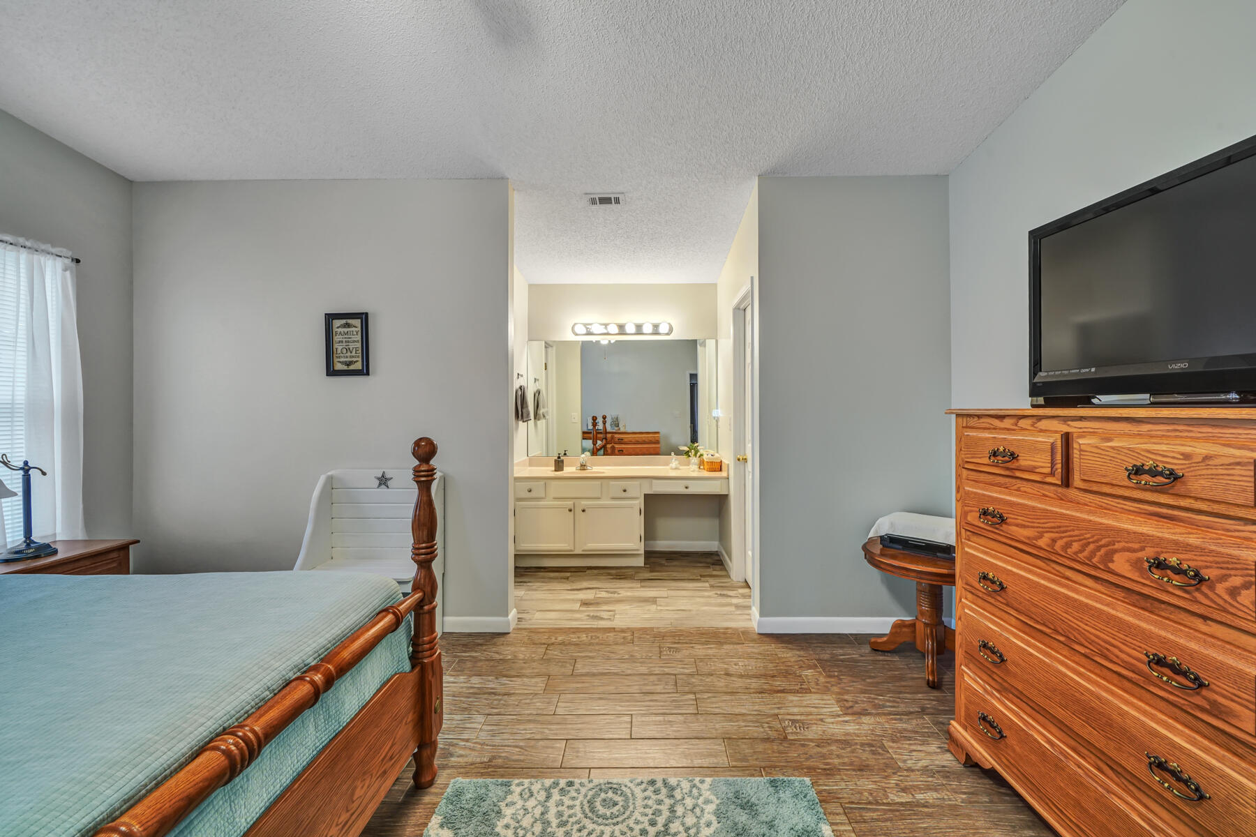 VALPARAISO PINECREST 6 - Residential